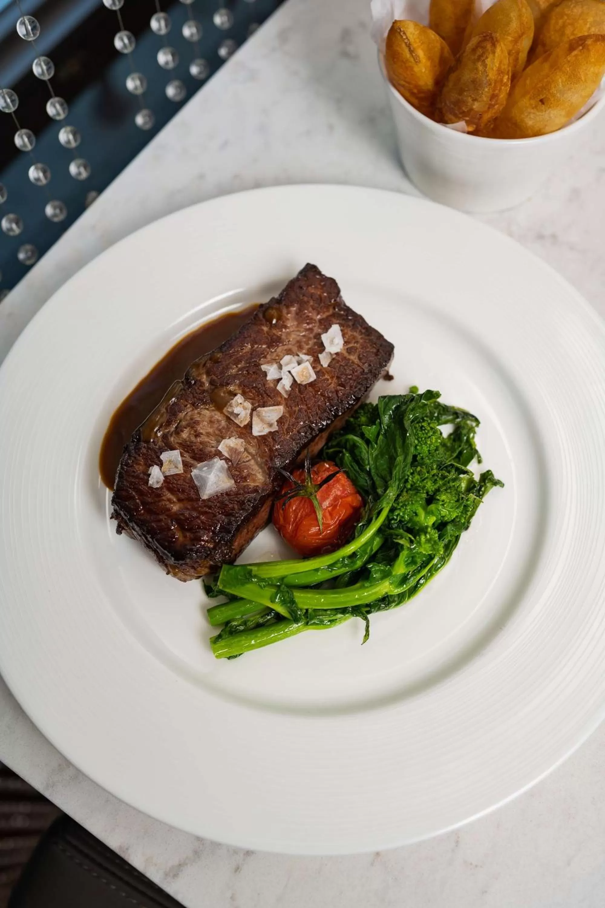 Lounge or bar in Conrad New York Downtown