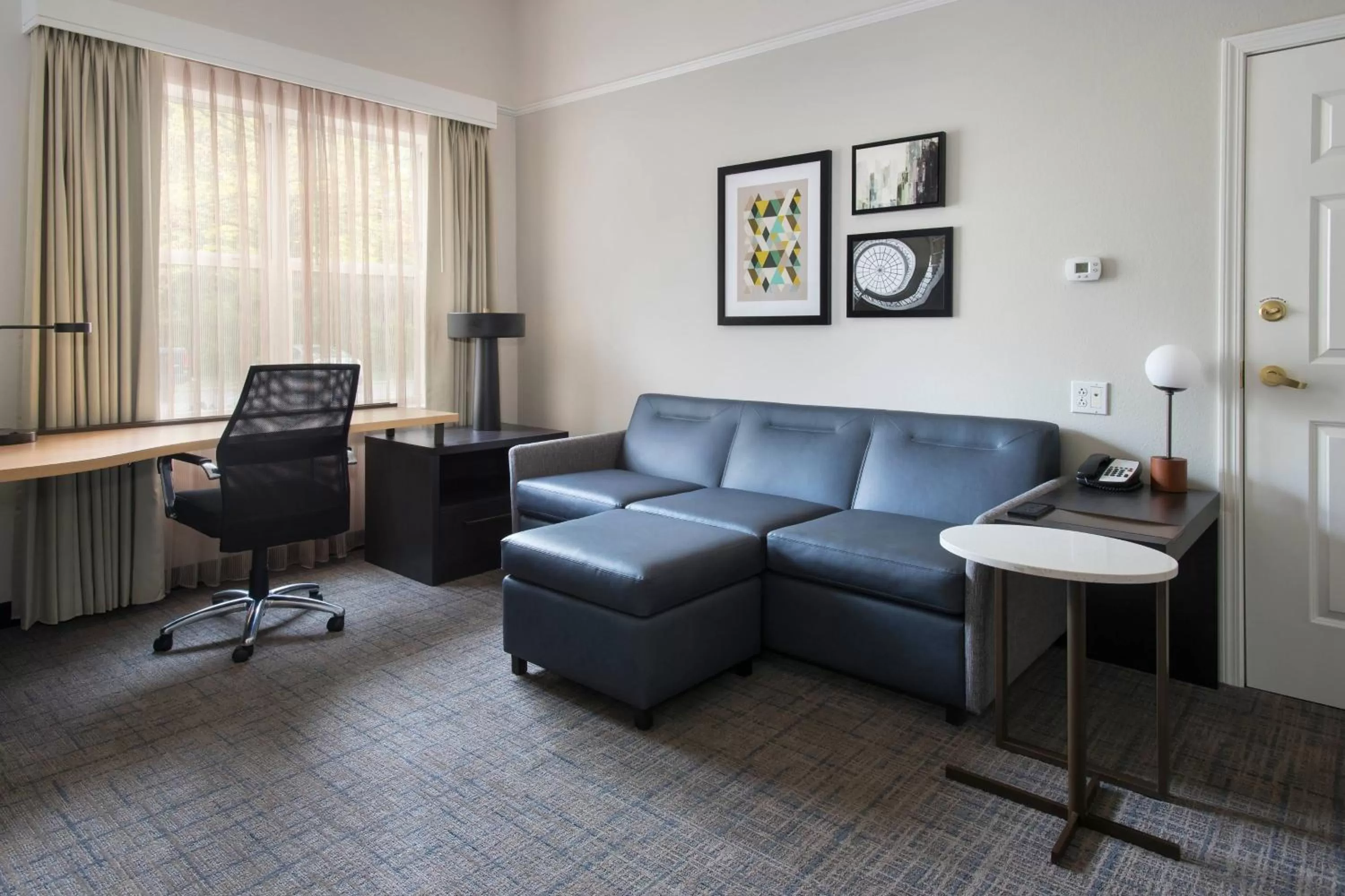 One-Bedroom Queen Suite with Sofa Bed in Residence Inn Silver Spring