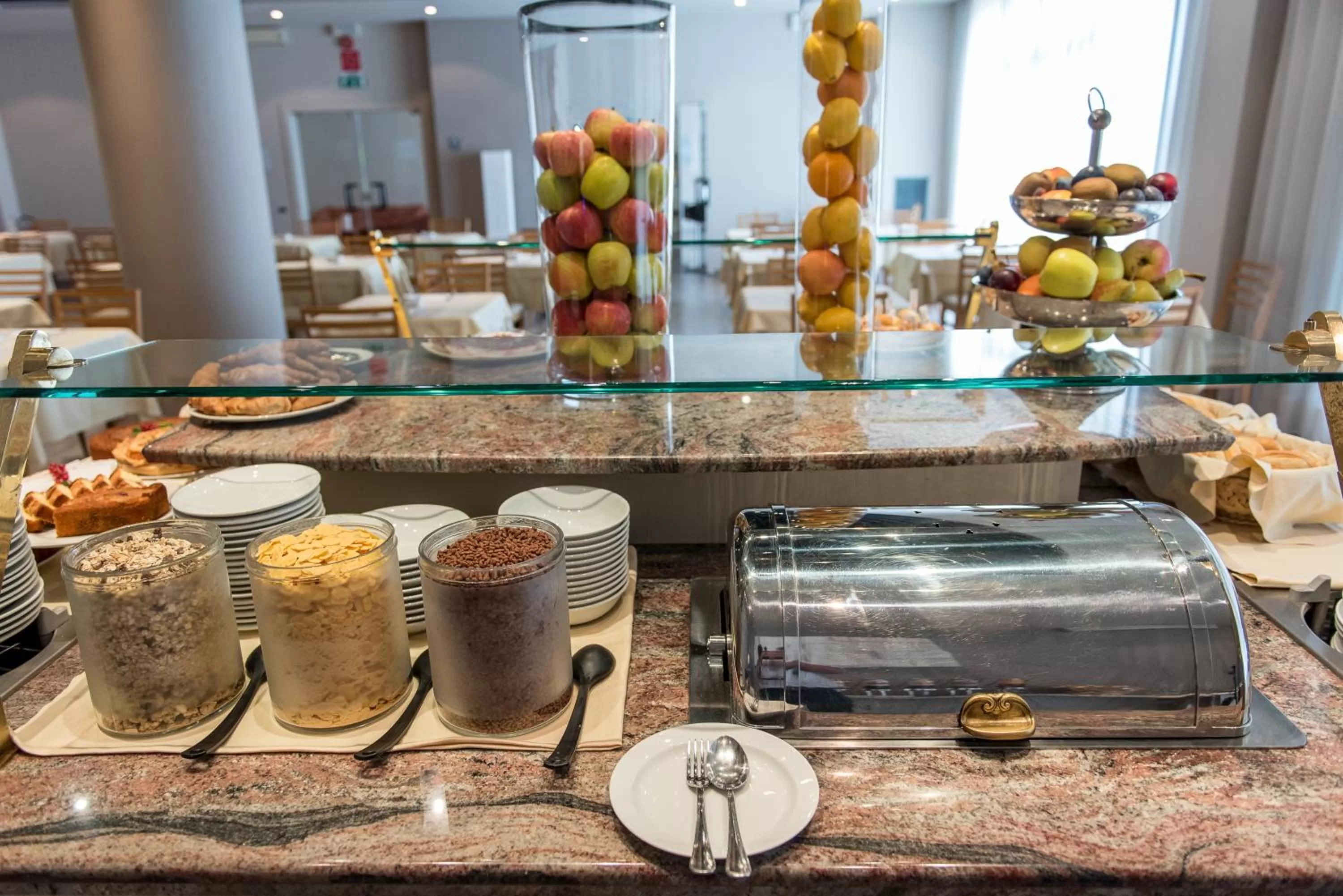 Buffet breakfast in Idea Hotel Piacenza