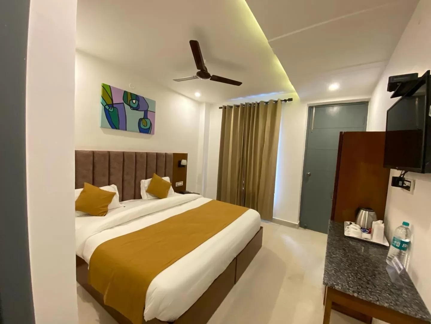 Bedroom, Bed in Hotel Shiva Yog Sthal