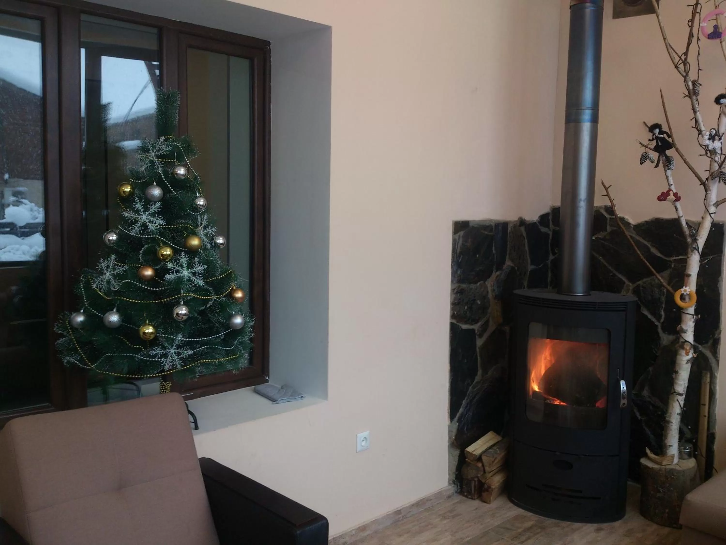 Communal lounge/ TV room in Hotel Svanseti