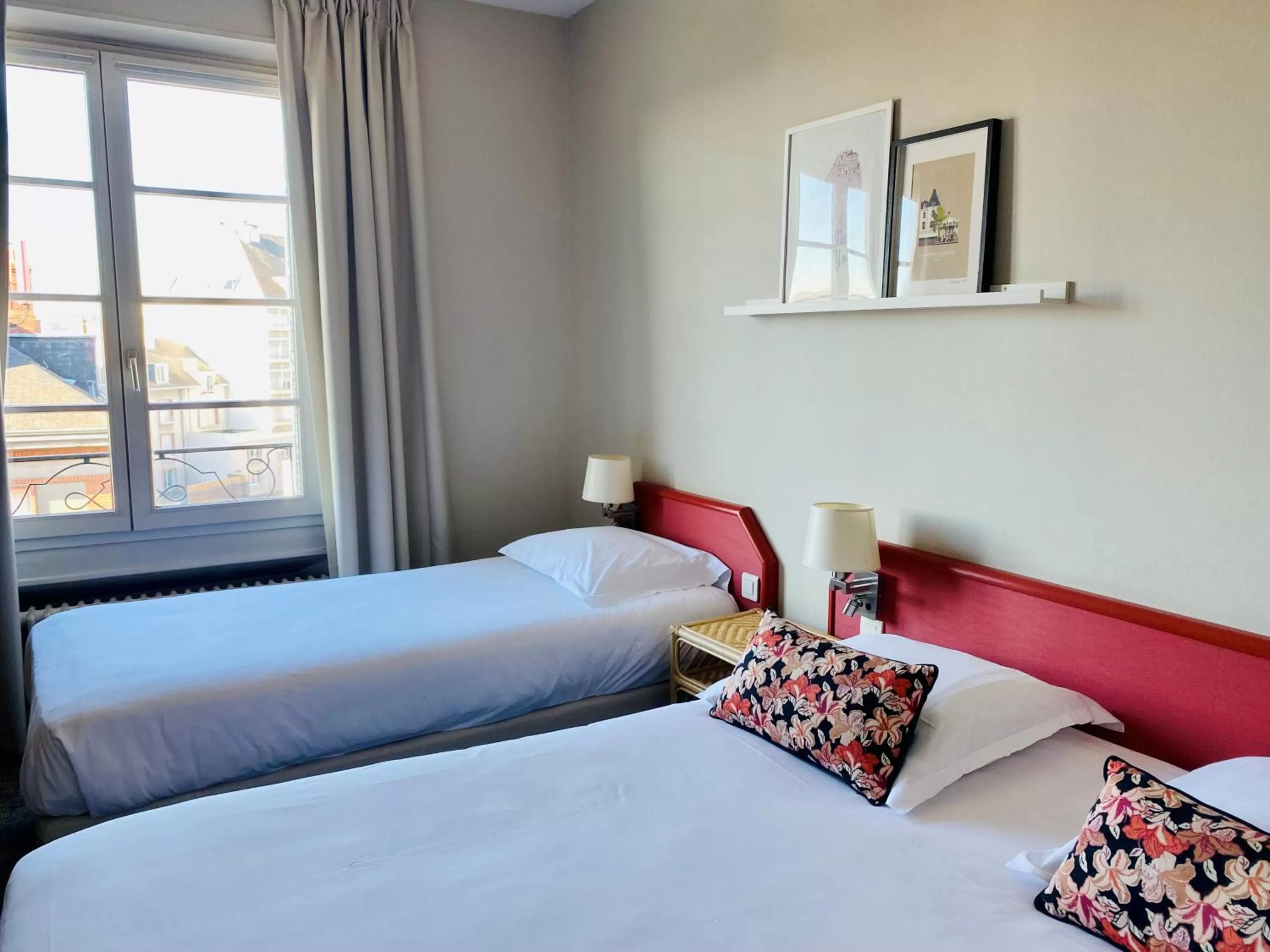 Photo of the whole room, Bed in Logis Hôtel Marguerite