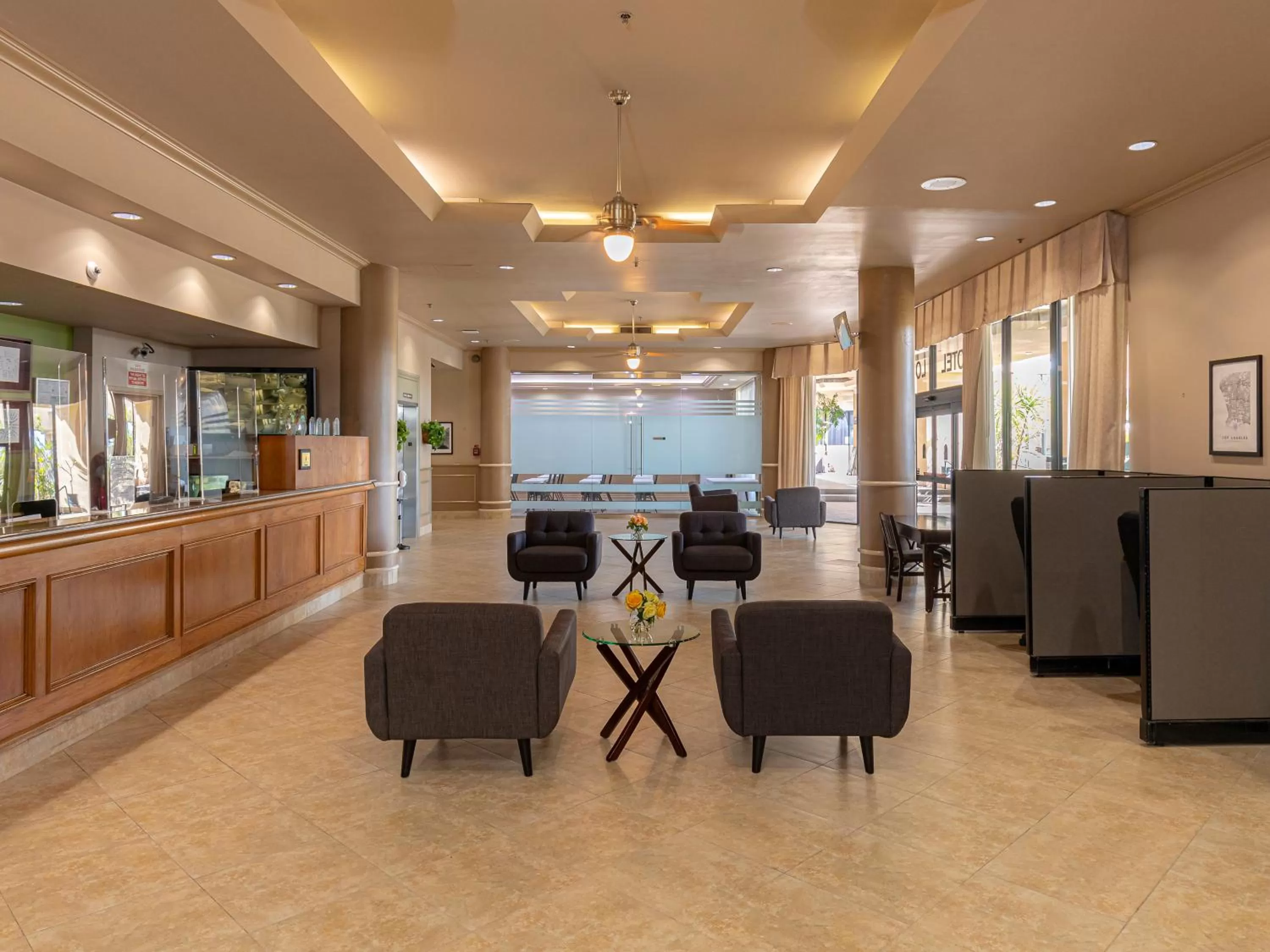Lobby or reception in New Gardena Hotel
