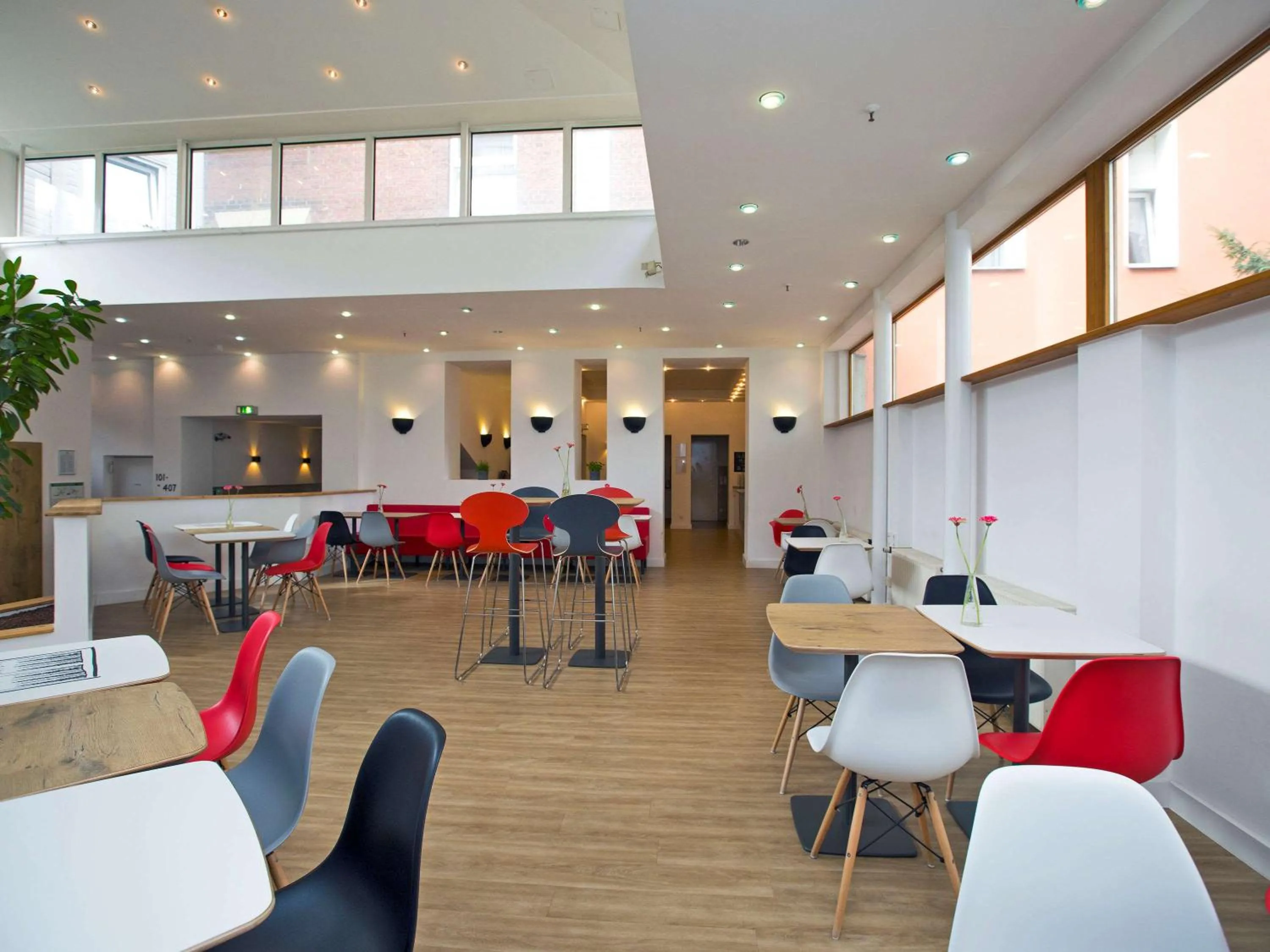 Restaurant/places to eat in ibis Berlin City Süd