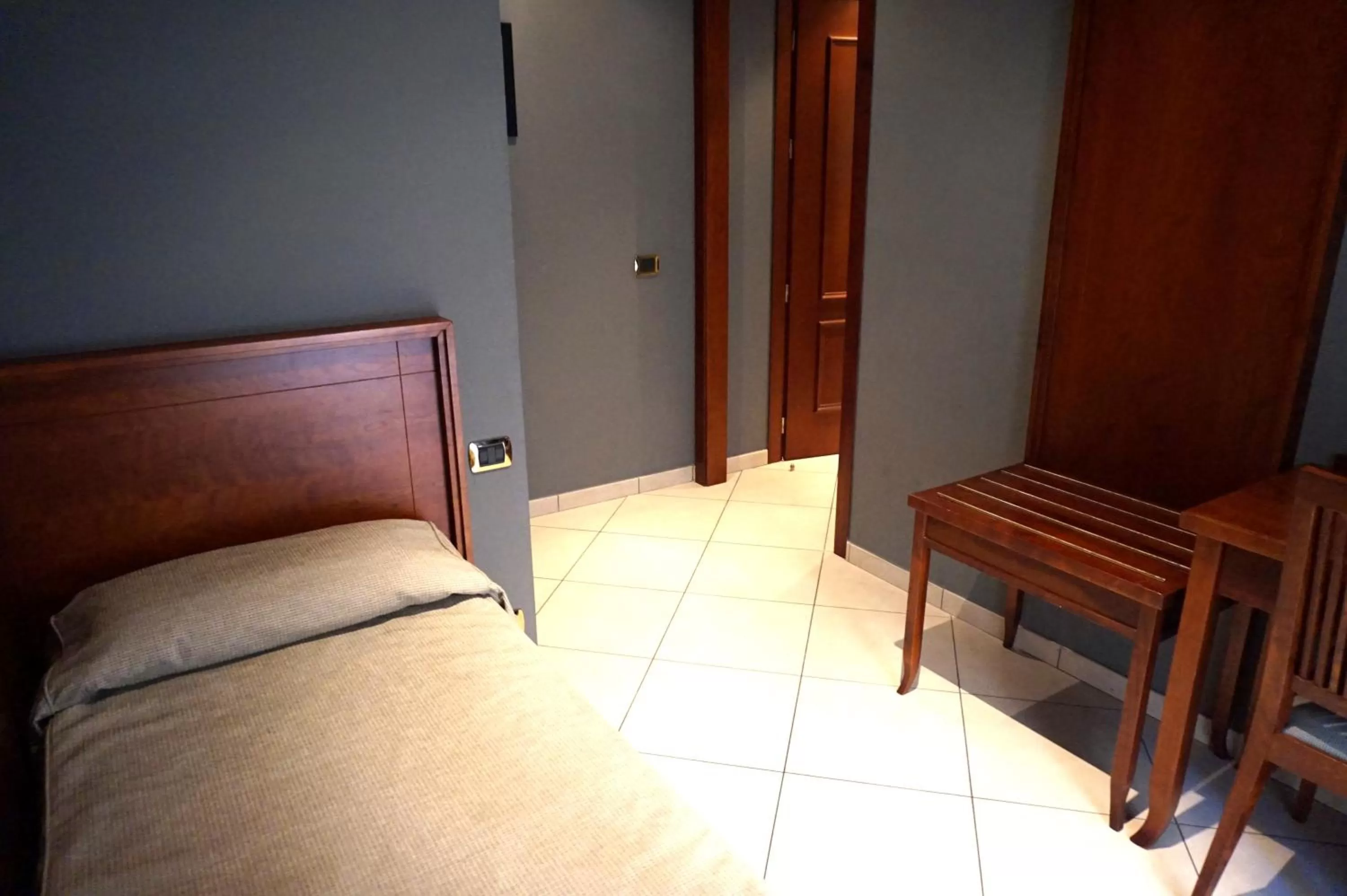 Bedroom, Bed in Hotel Taormina