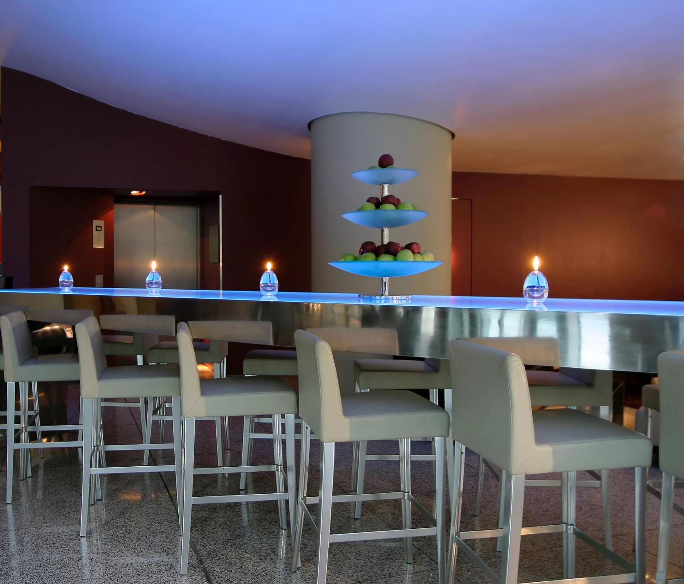 Lounge or bar in Park Plaza Nottingham