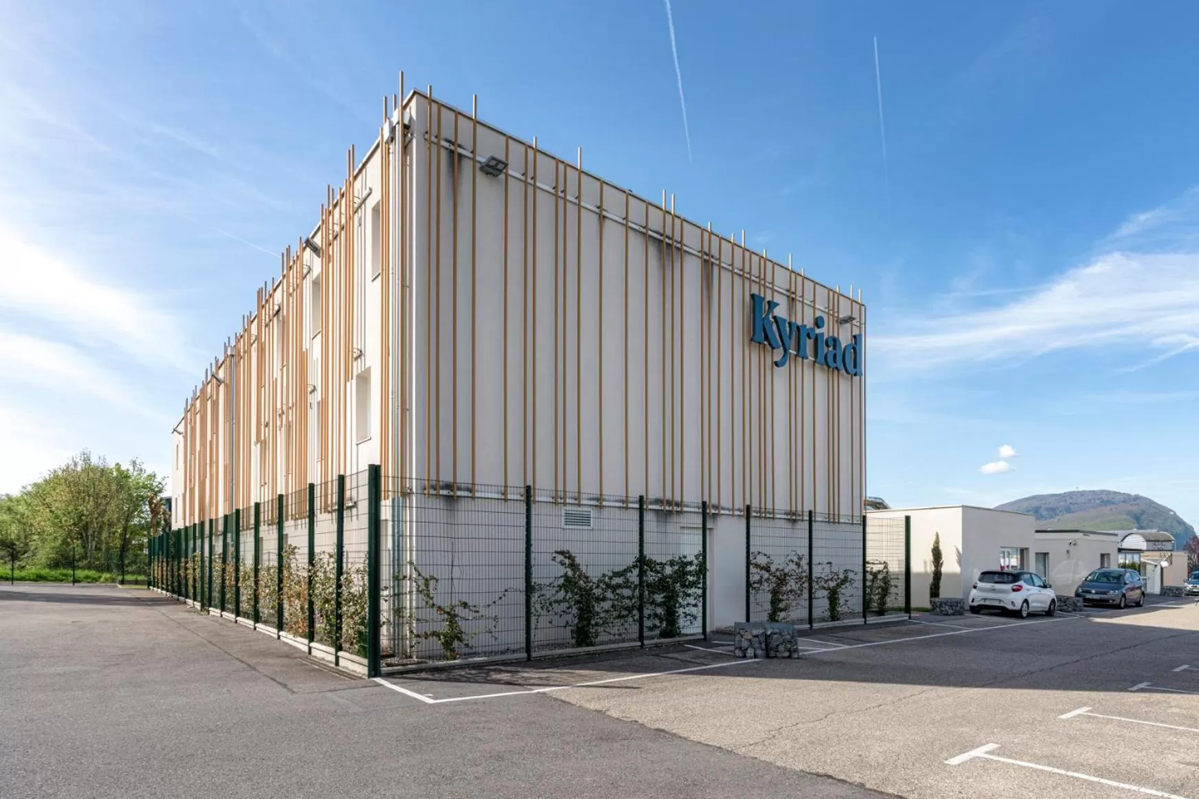 Property building in Kyriad Annemasse - Geneve