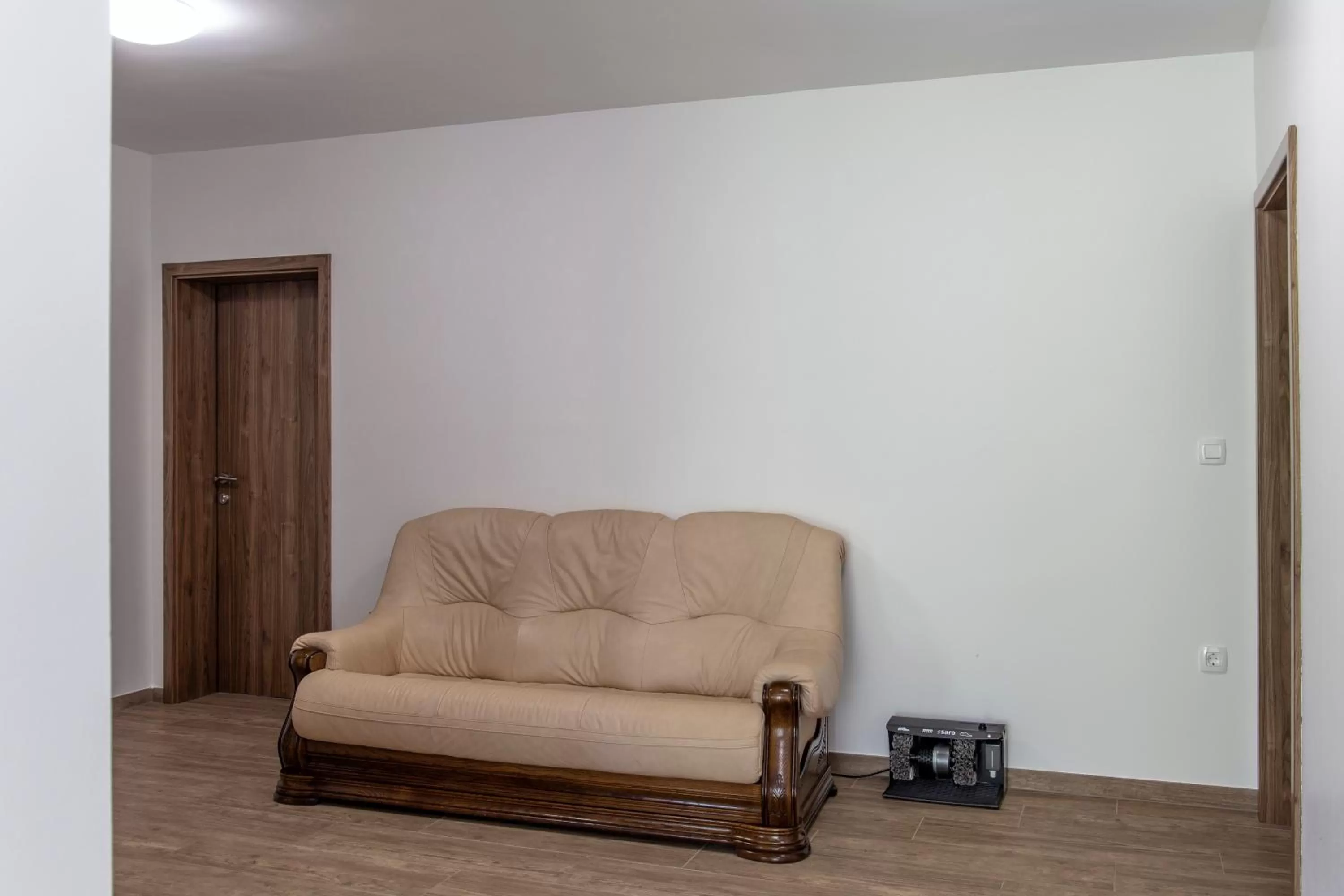 Property building in Vila Marin Miler