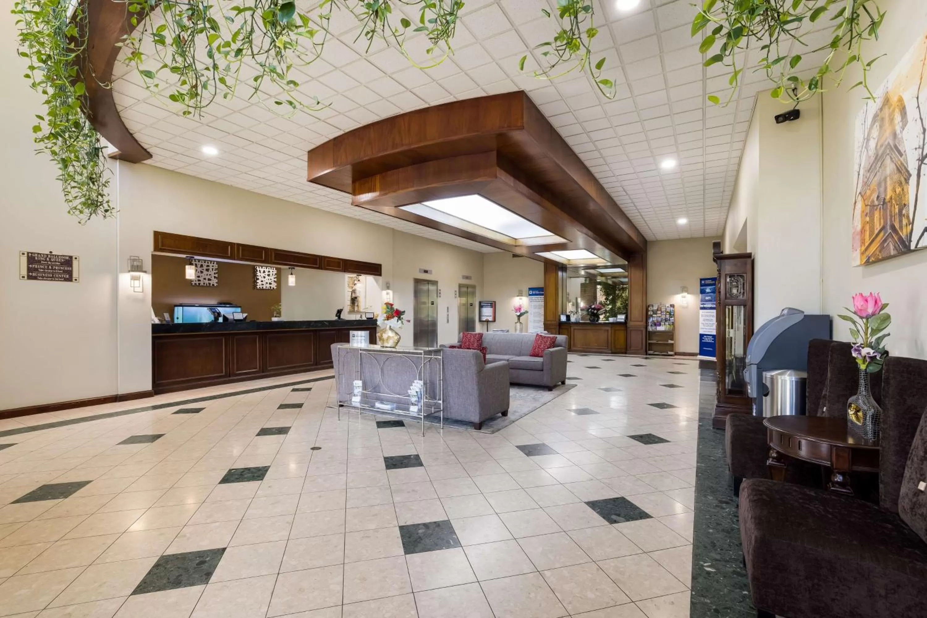 Lobby or reception in Best Western Grand Victorian Inn