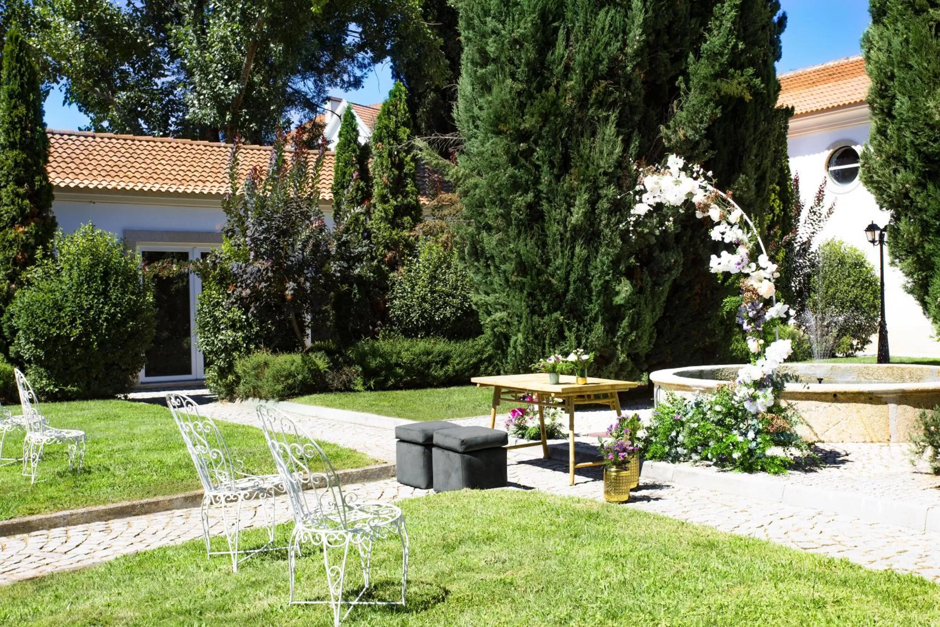 Garden in Montebelo Principe Perfeito Viseu Garden Hotel