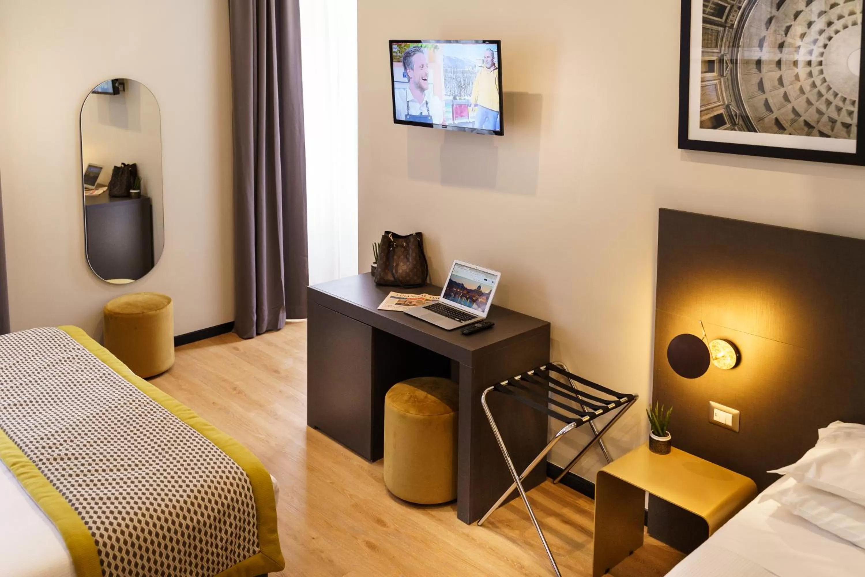 TV and multimedia, Bed in The Cross Hotel