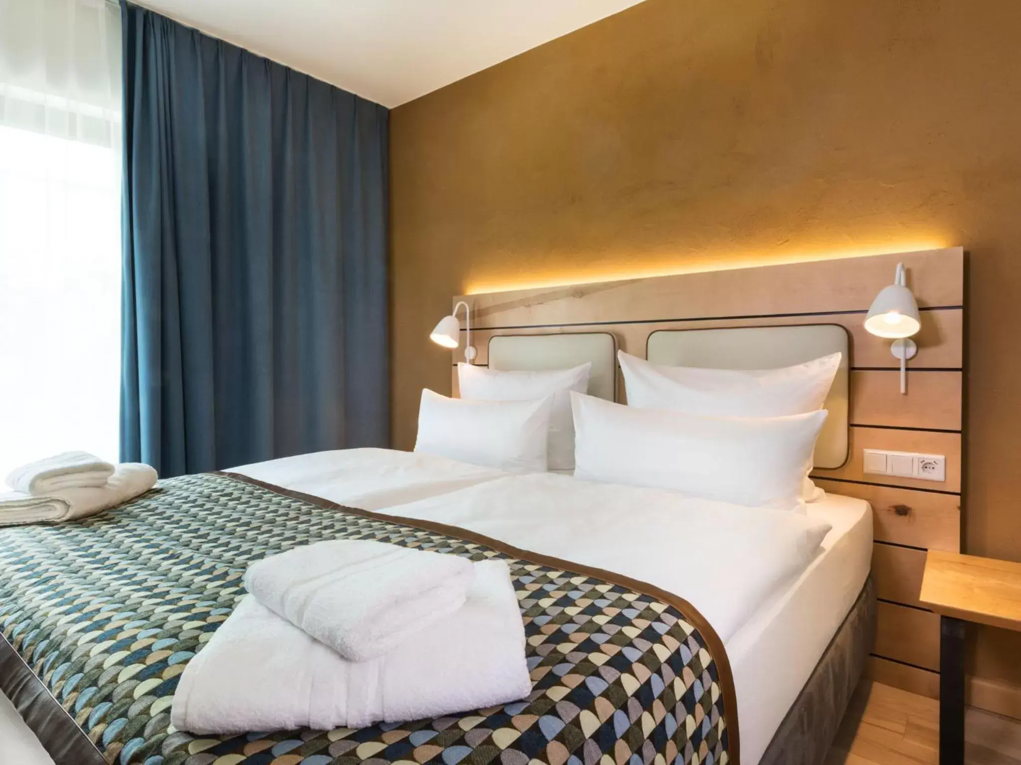 Deluxe Double Room in Walhalla Hotel Regensburg Hoeferer 4 Sterne Superior Deluxe Double Room in Walhalla Hotel Regensburg Hoeferer 4 Sterne Superior