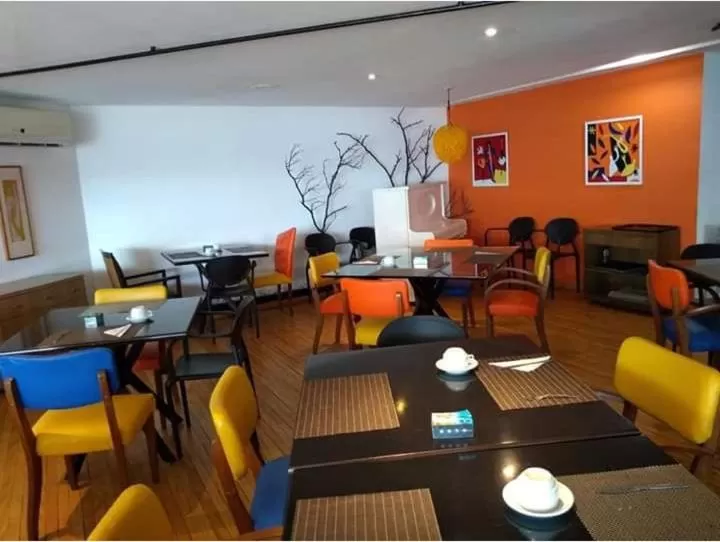 Golden Flat Beira Mar 1655