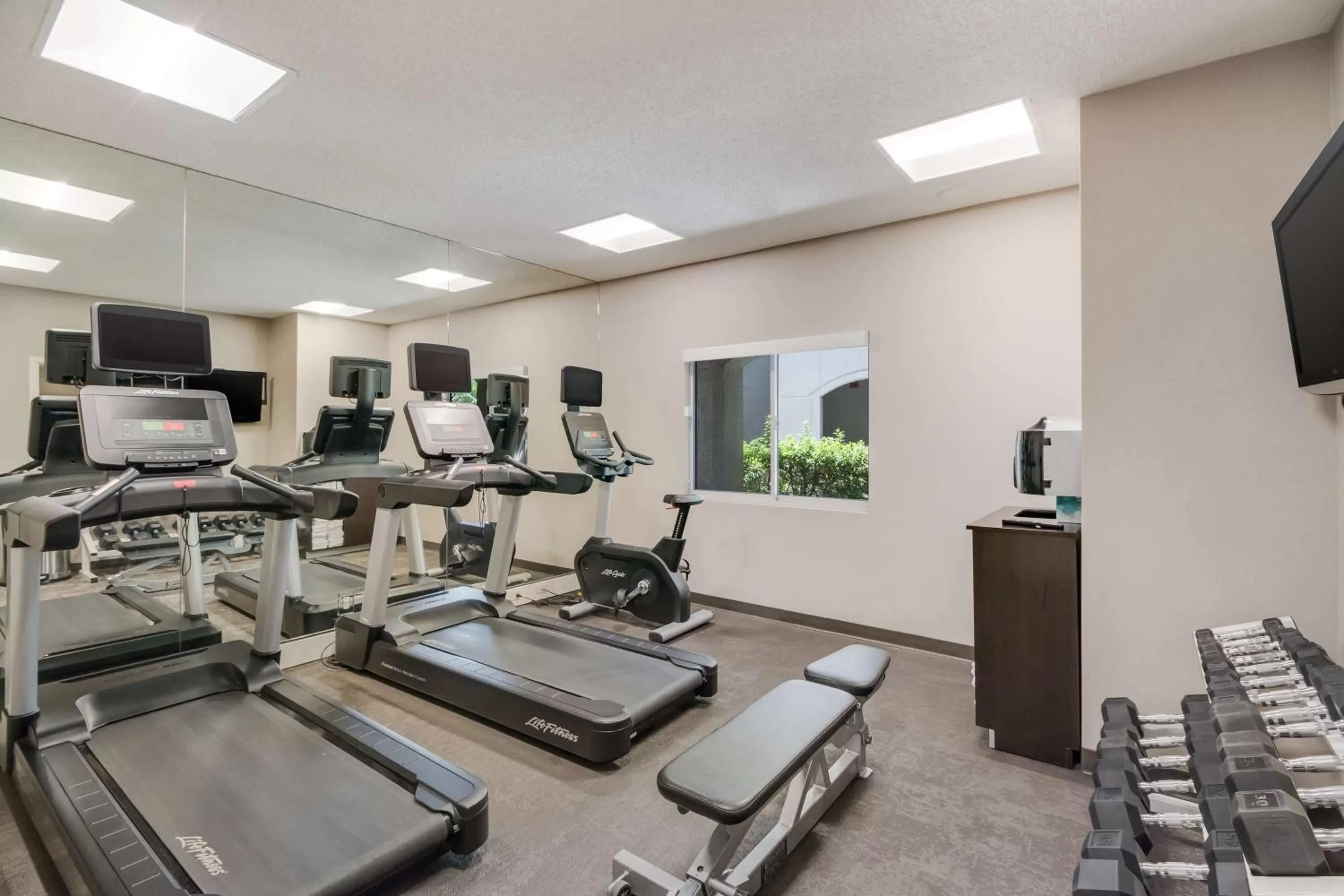 Spa and wellness centre/facilities in Sonesta ES Suites Huntington Beach Fountain Valley