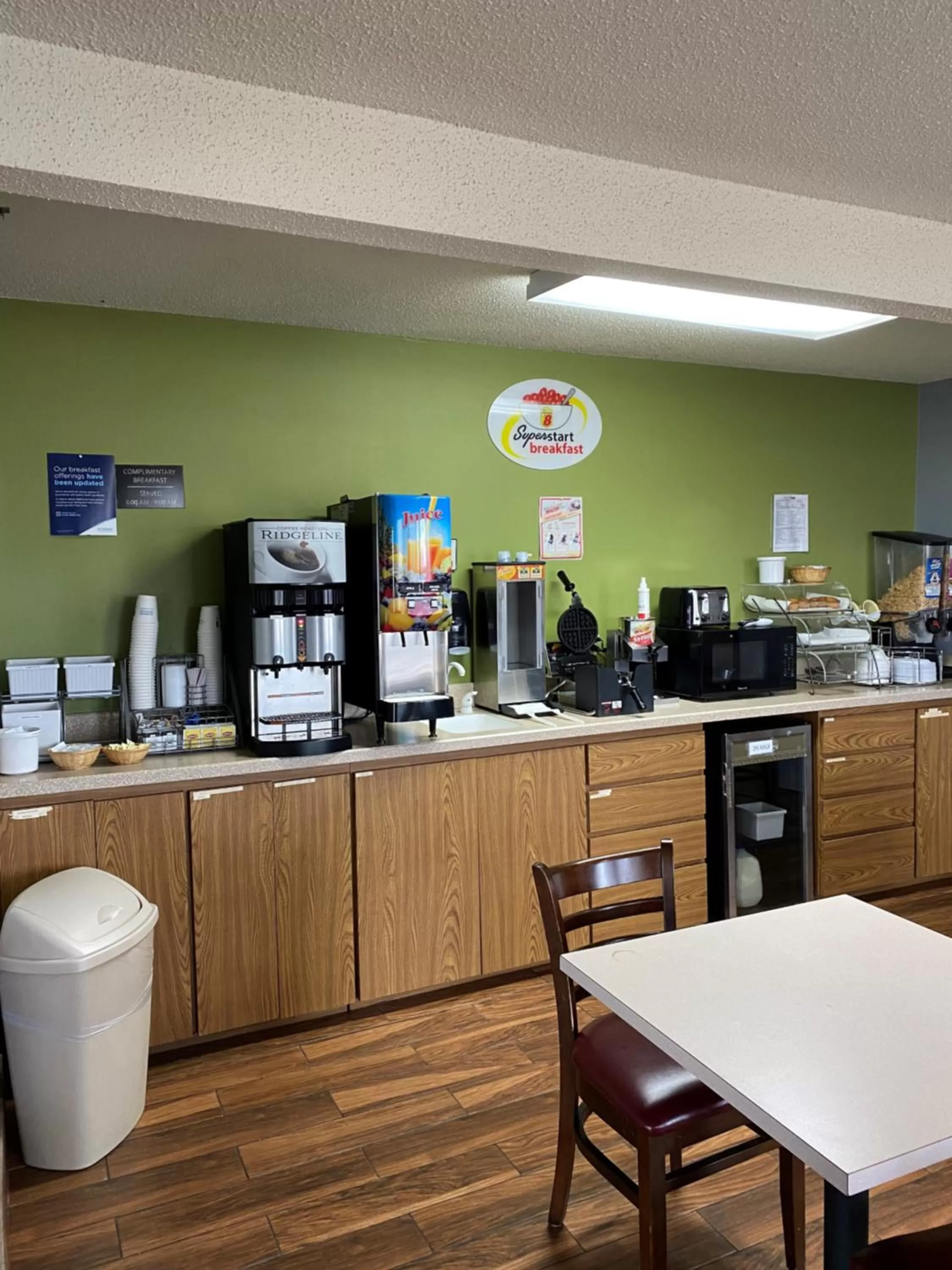 Breakfast in Super 8 by Wyndham Toledo