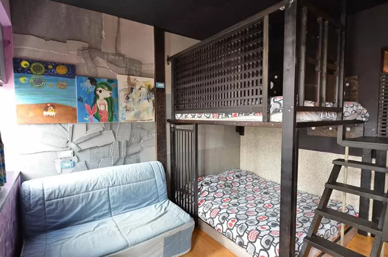 Bed in Sha Feng Lu Dian