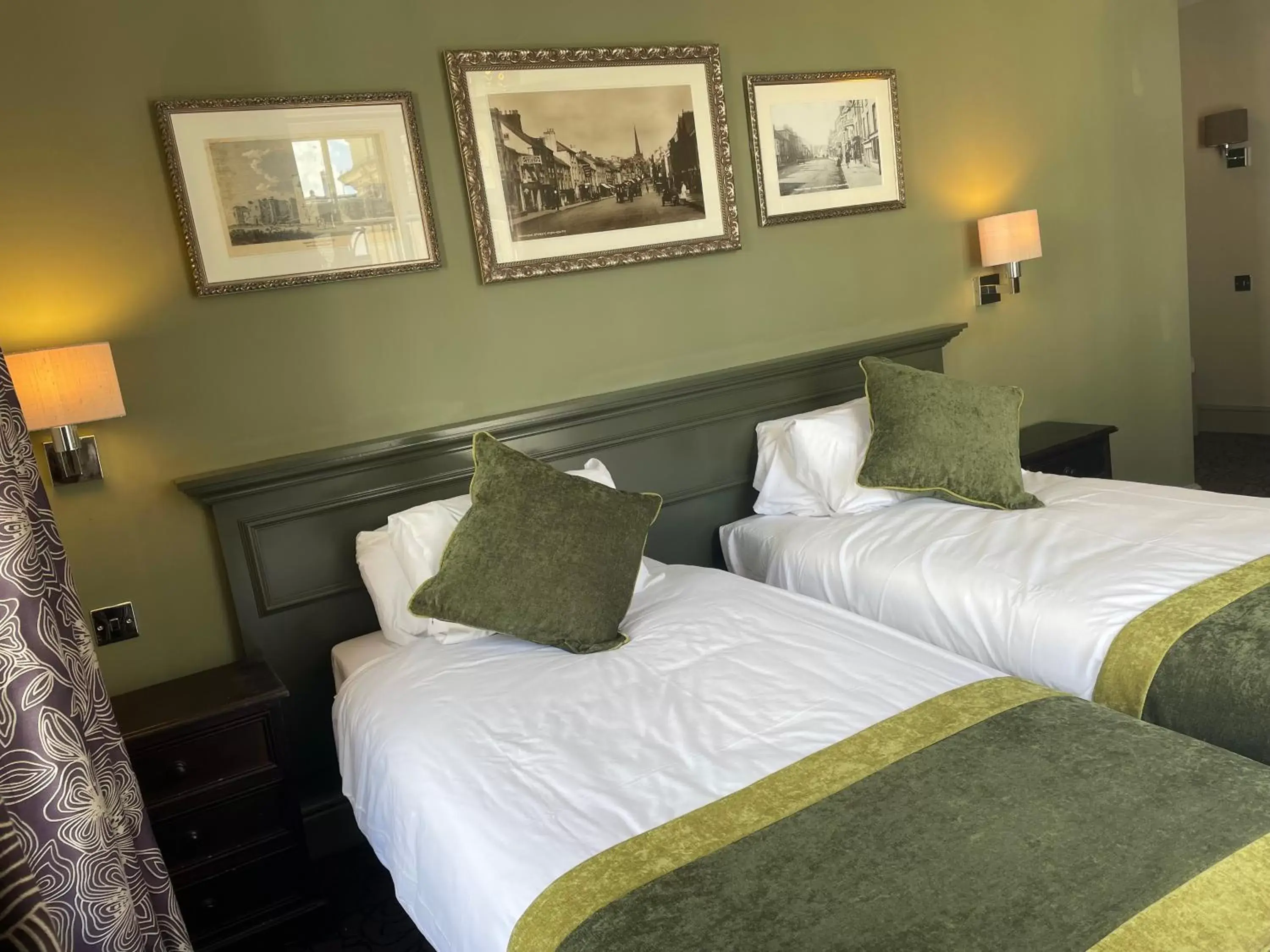 Twin Room in Punch House Monmouth Twin Room in Punch House Monmouth