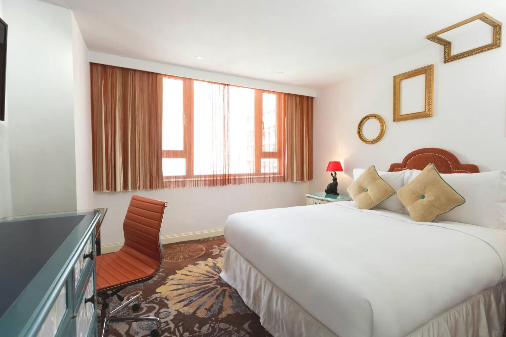 Bed in The Luxe Manor