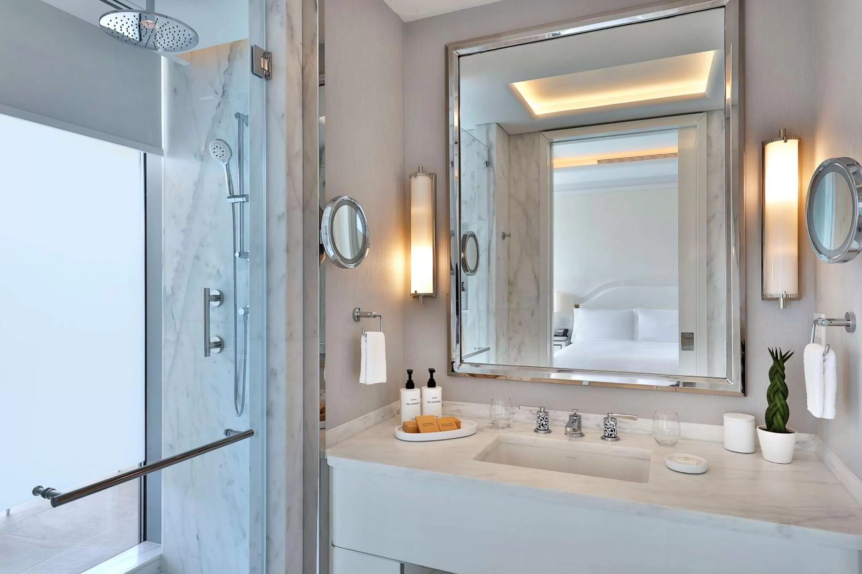 Bathroom in Waldorf Astoria Doha Lusail