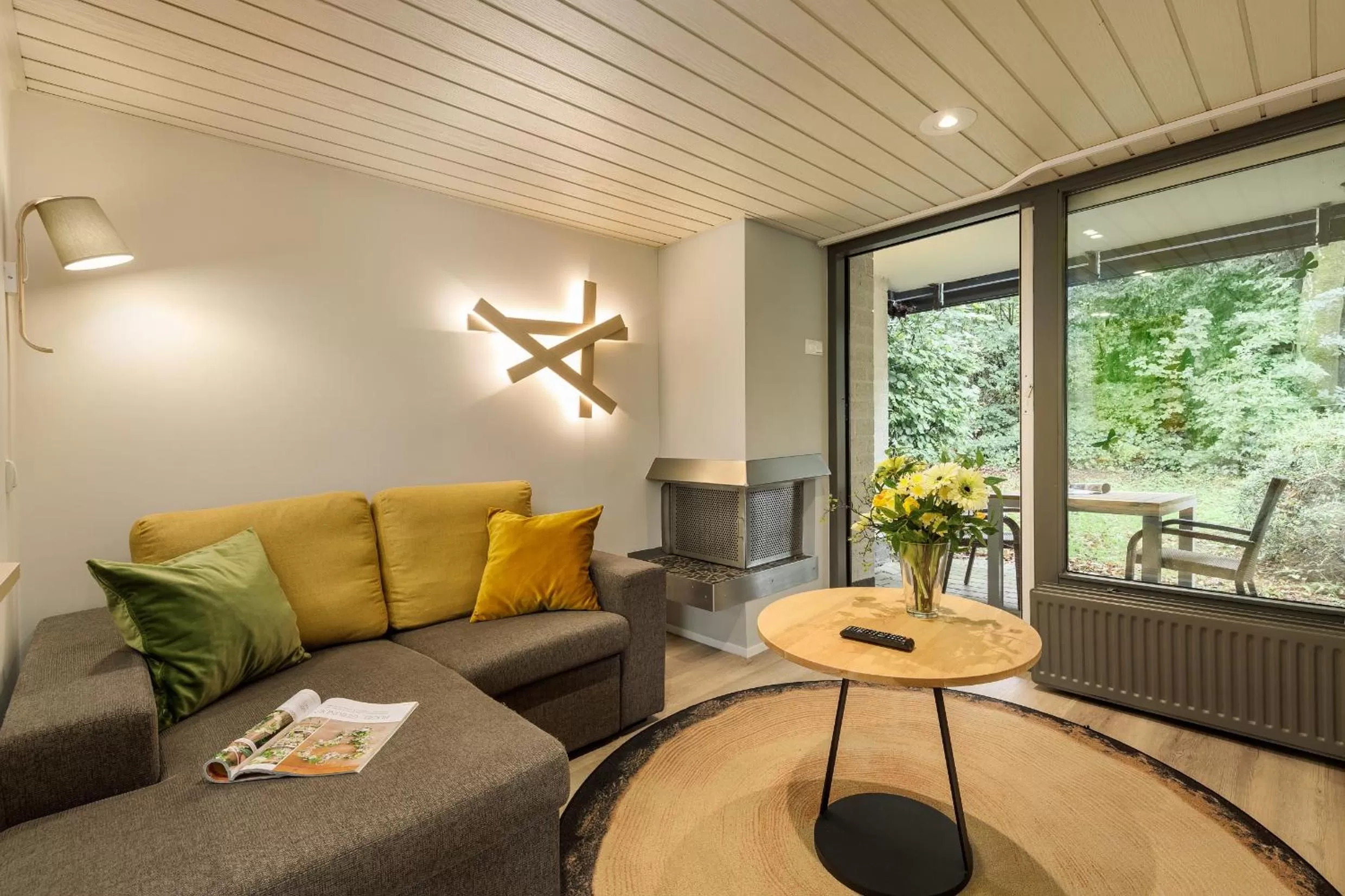 Living room in Hotel Eemhof by Center Parcs