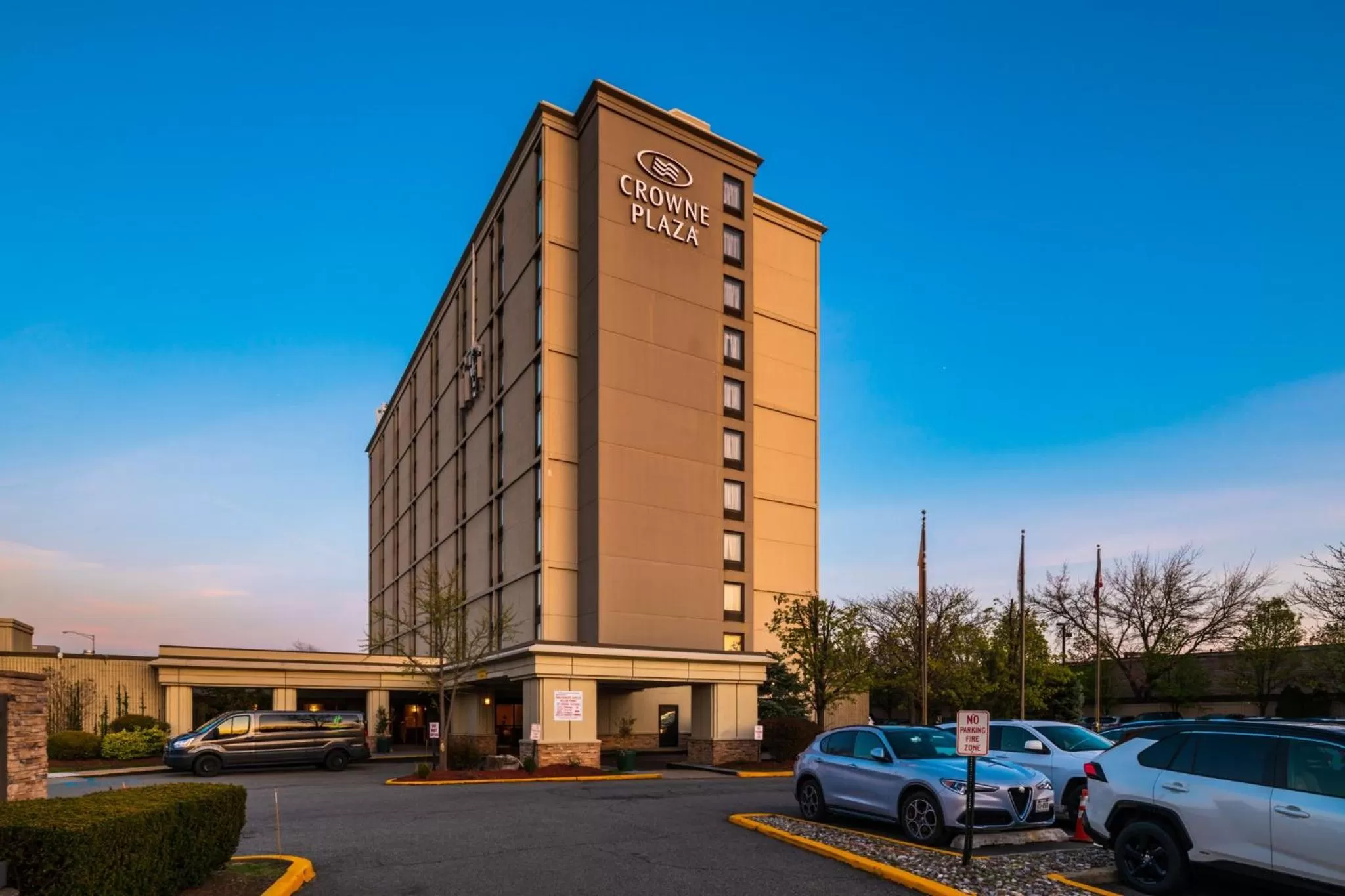 Property building in Crowne Plaza Newark Airport by IHG