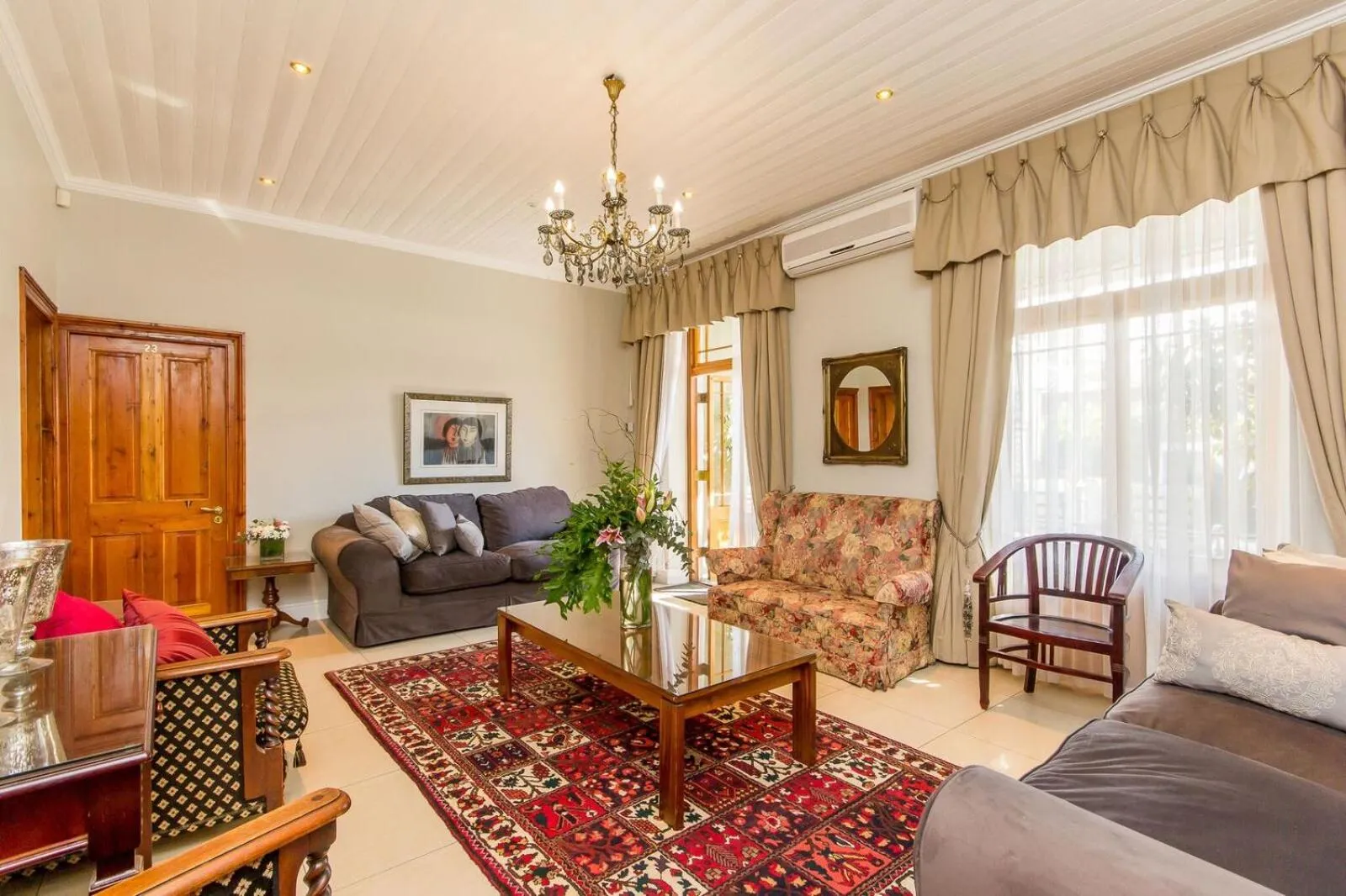 Living room in Lemoenkloof Boutique Hotel