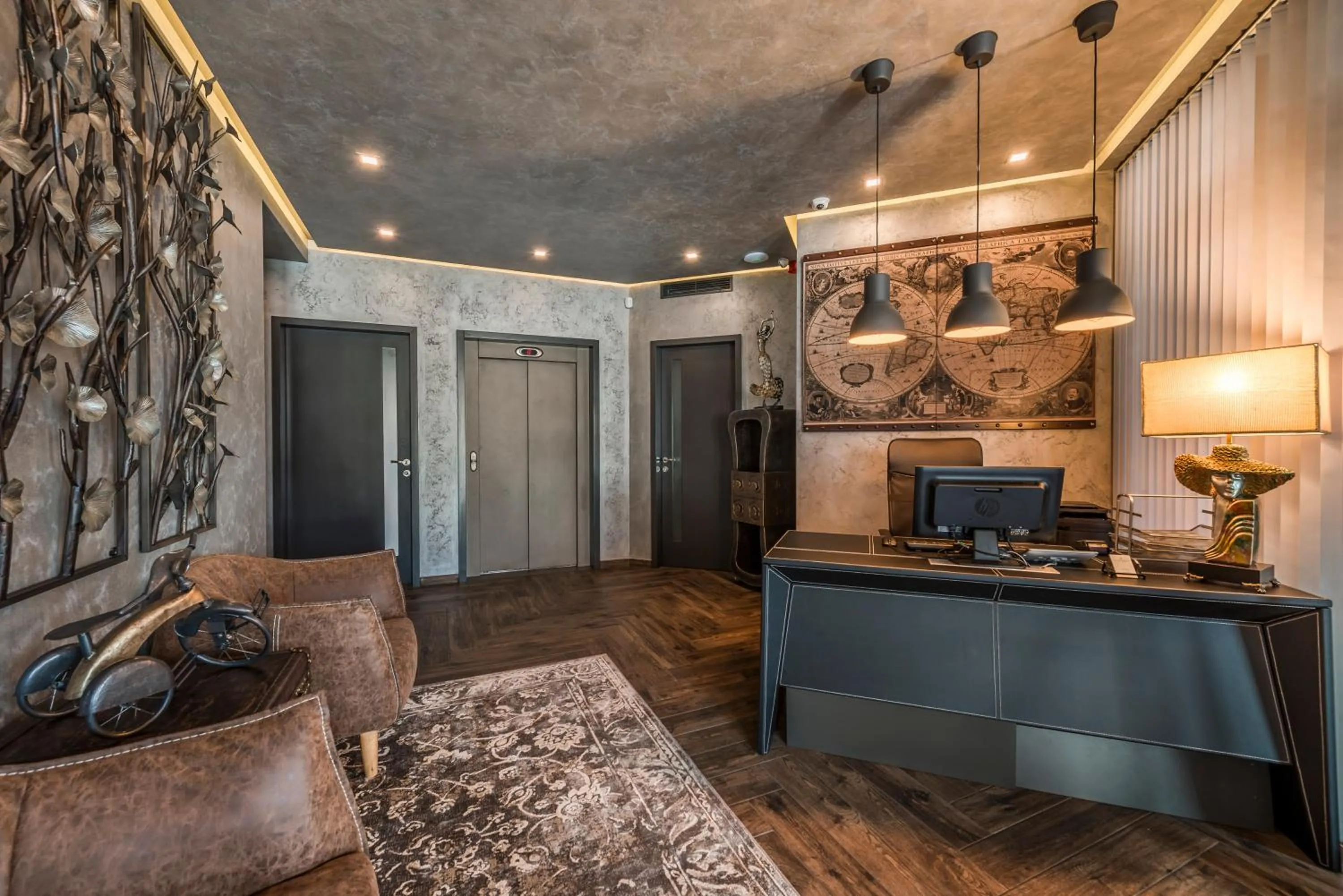 Lobby or reception in All Seasons Residence Design Hotel - Free parking