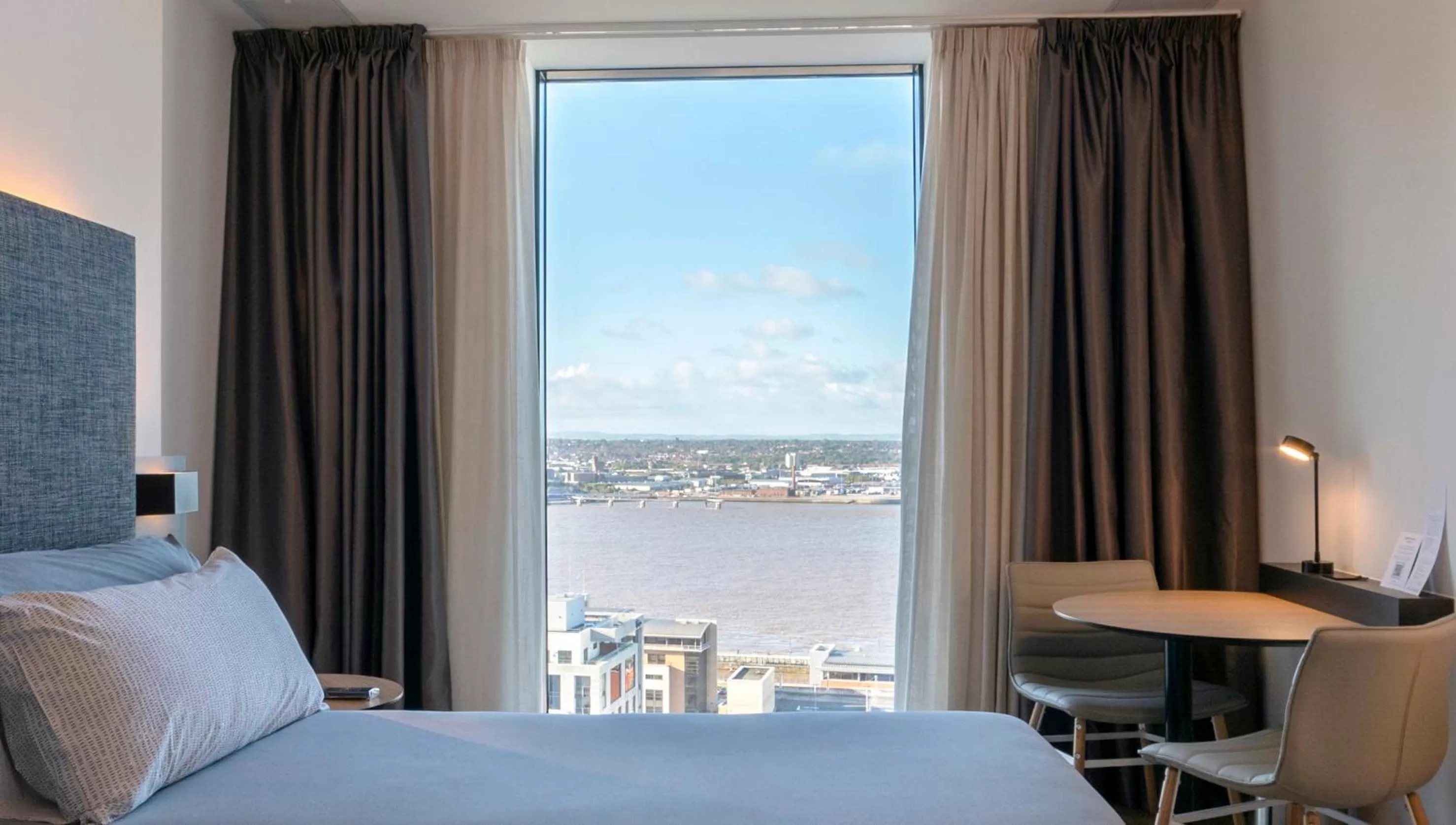 View (from property/room), Bed in INNSiDE by Meliá Liverpool