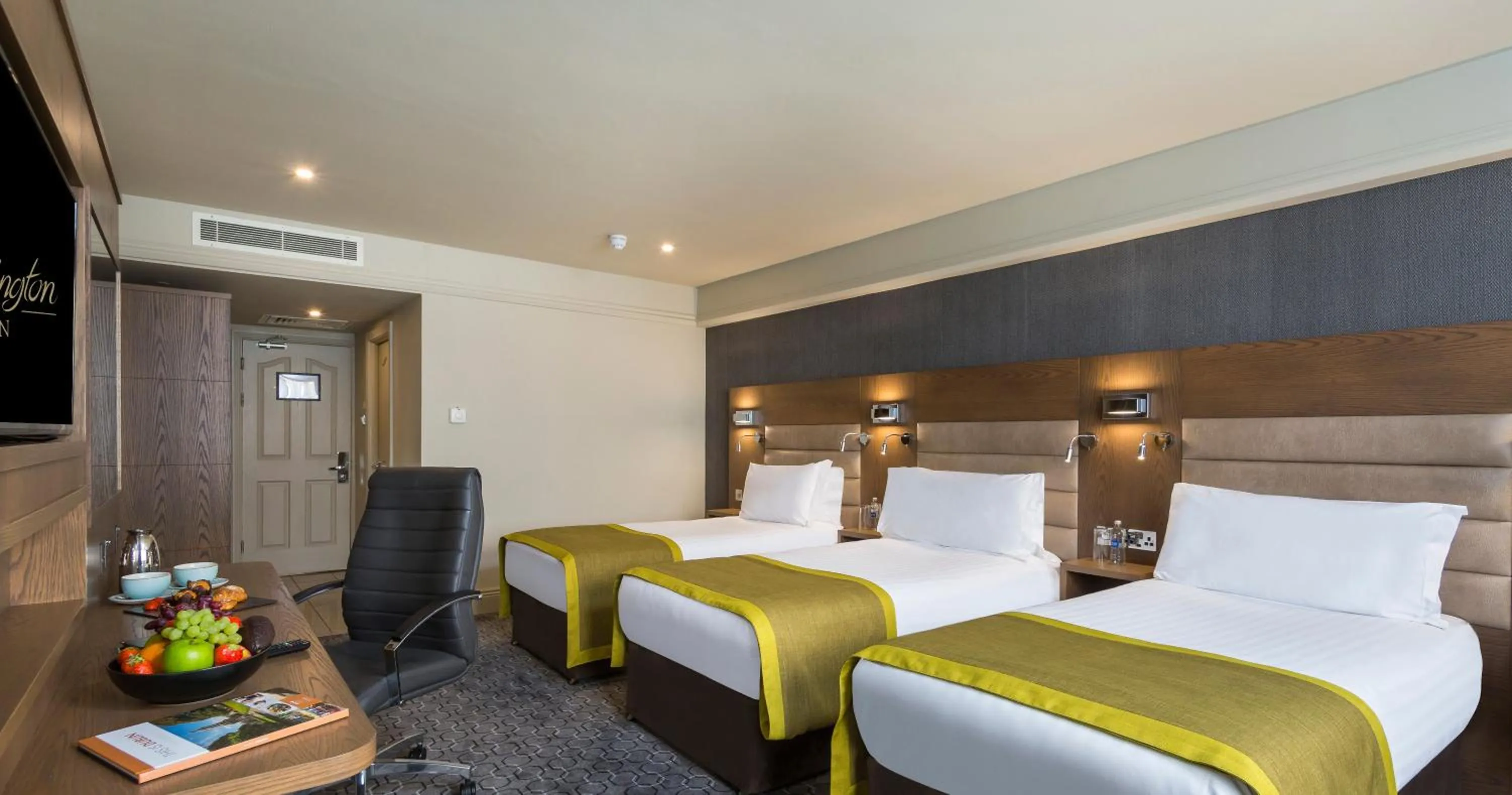 Photo of the whole room, Bed in Bonnington Hotel & Leisure Centre