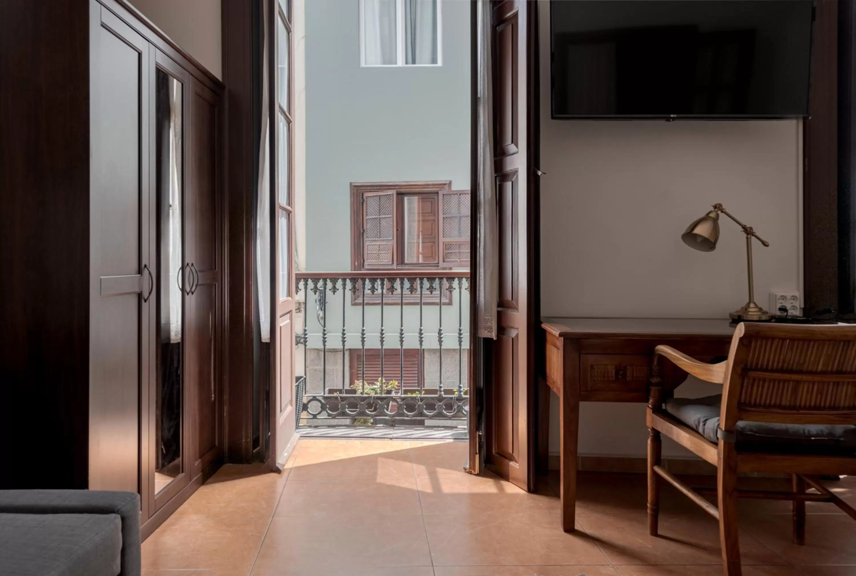 Balcony/Terrace in Santa Ana Suite & Rooms