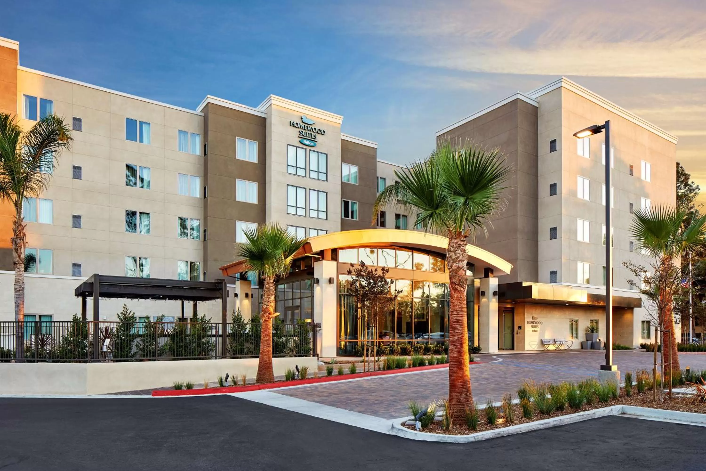 Property building in Homewood Suites by Hilton San Diego Mission Valley/Zoo