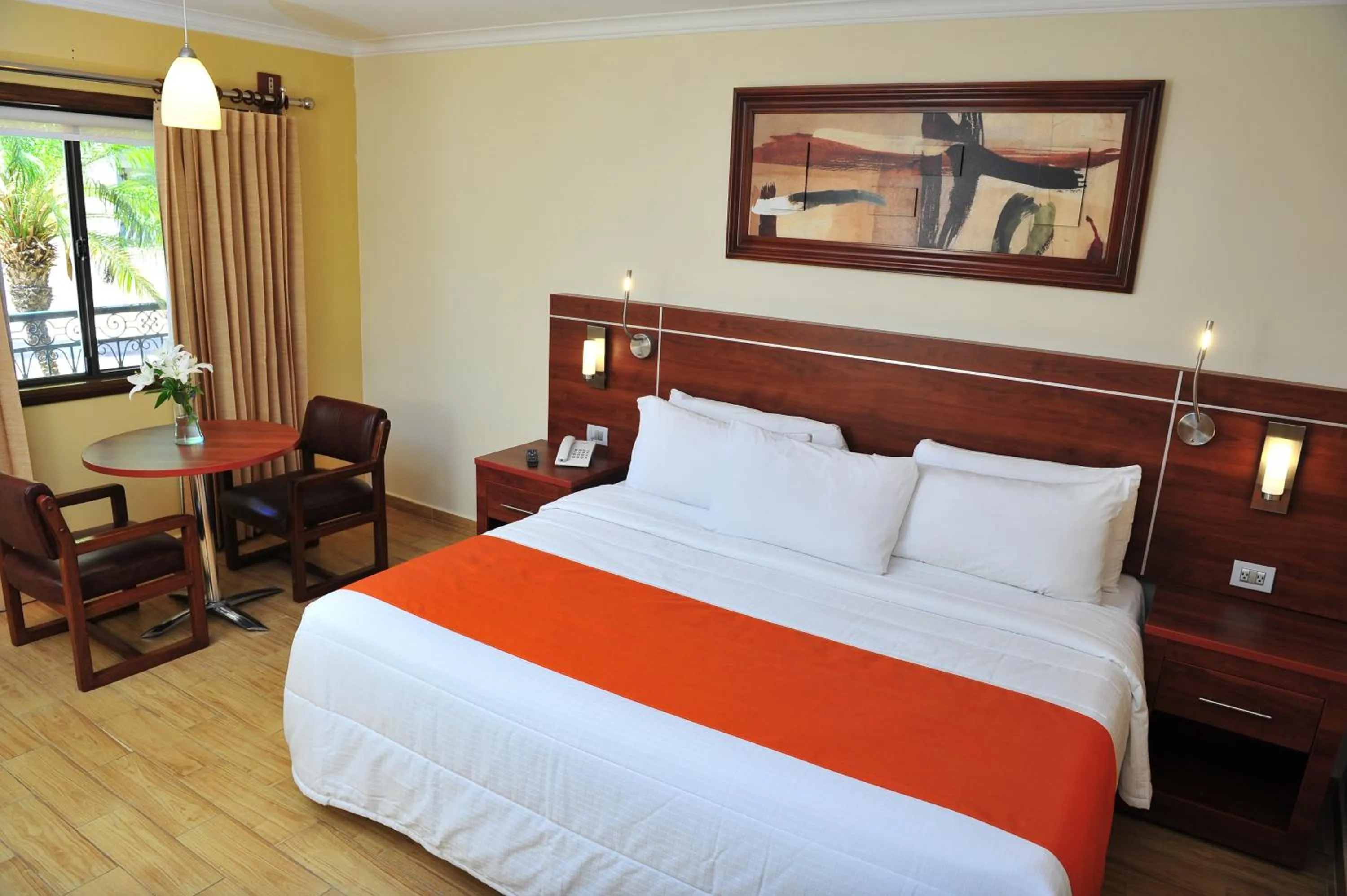 Photo of the whole room, Bed in Hotel San Sebastian