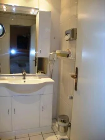 Bathroom in Haus Mooren, Hotel Garni