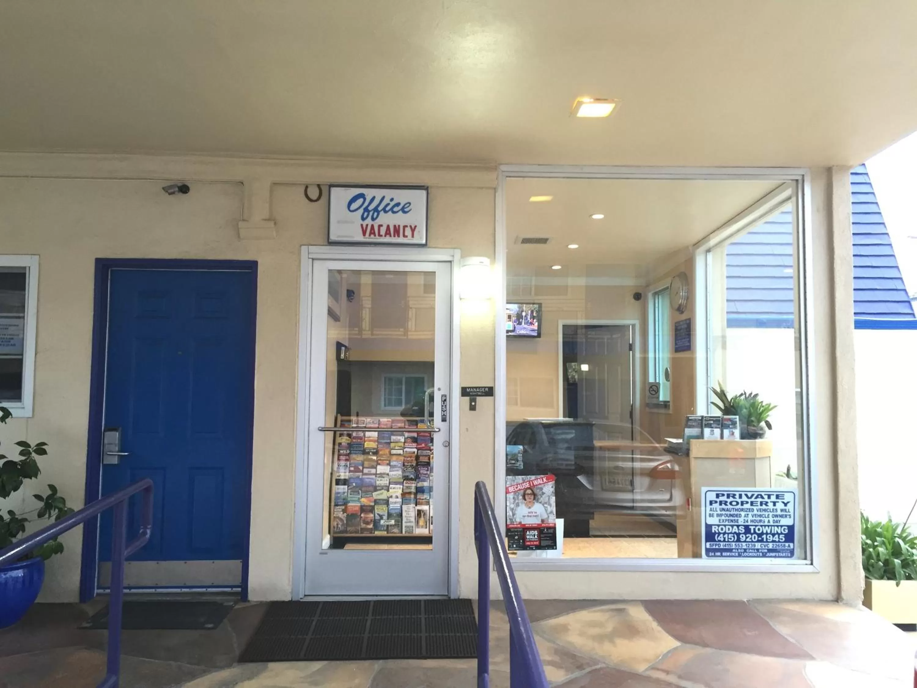 Facade/entrance in Surf Motel