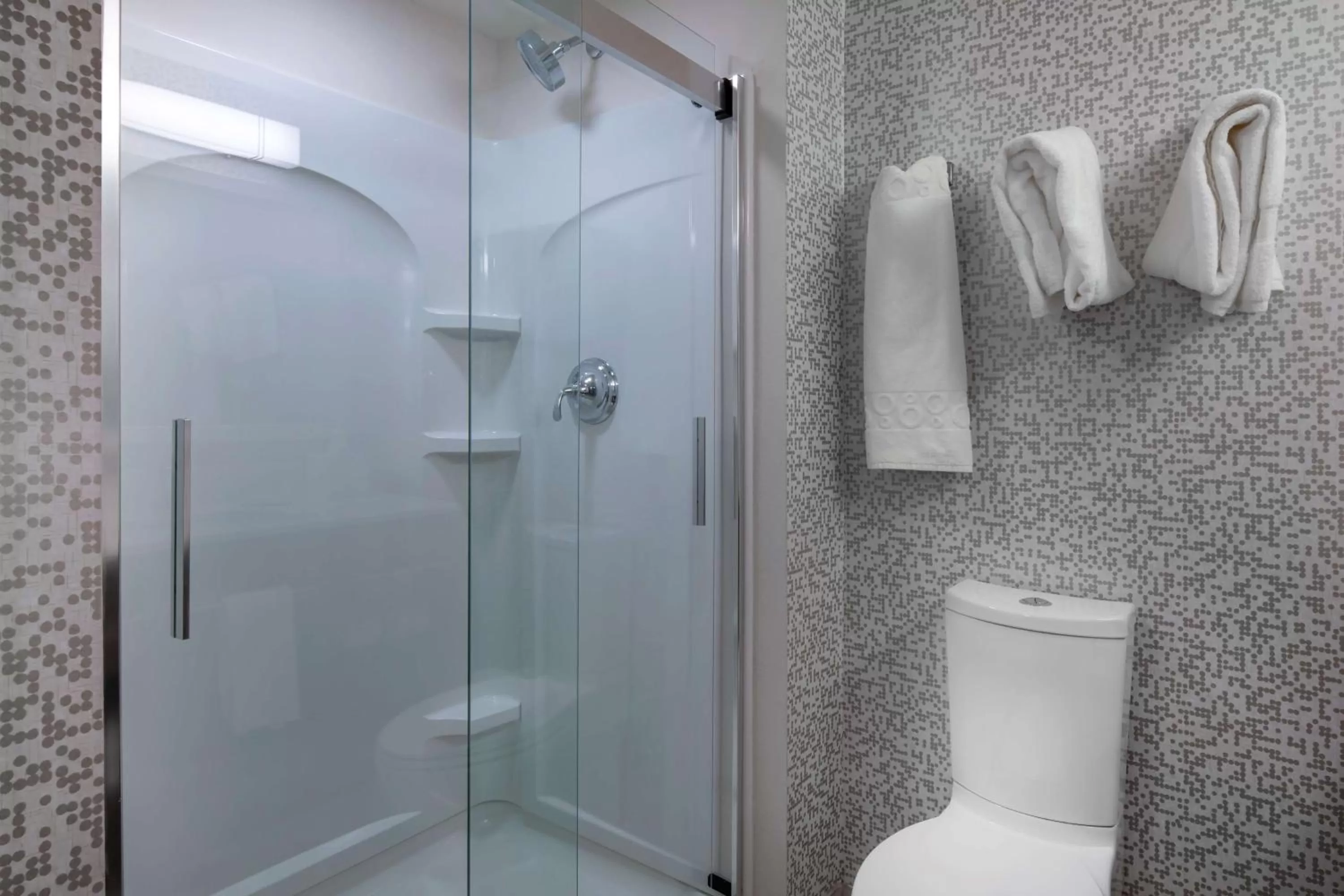 Bathroom in Home2 Suites By Hilton Wayne, NJ