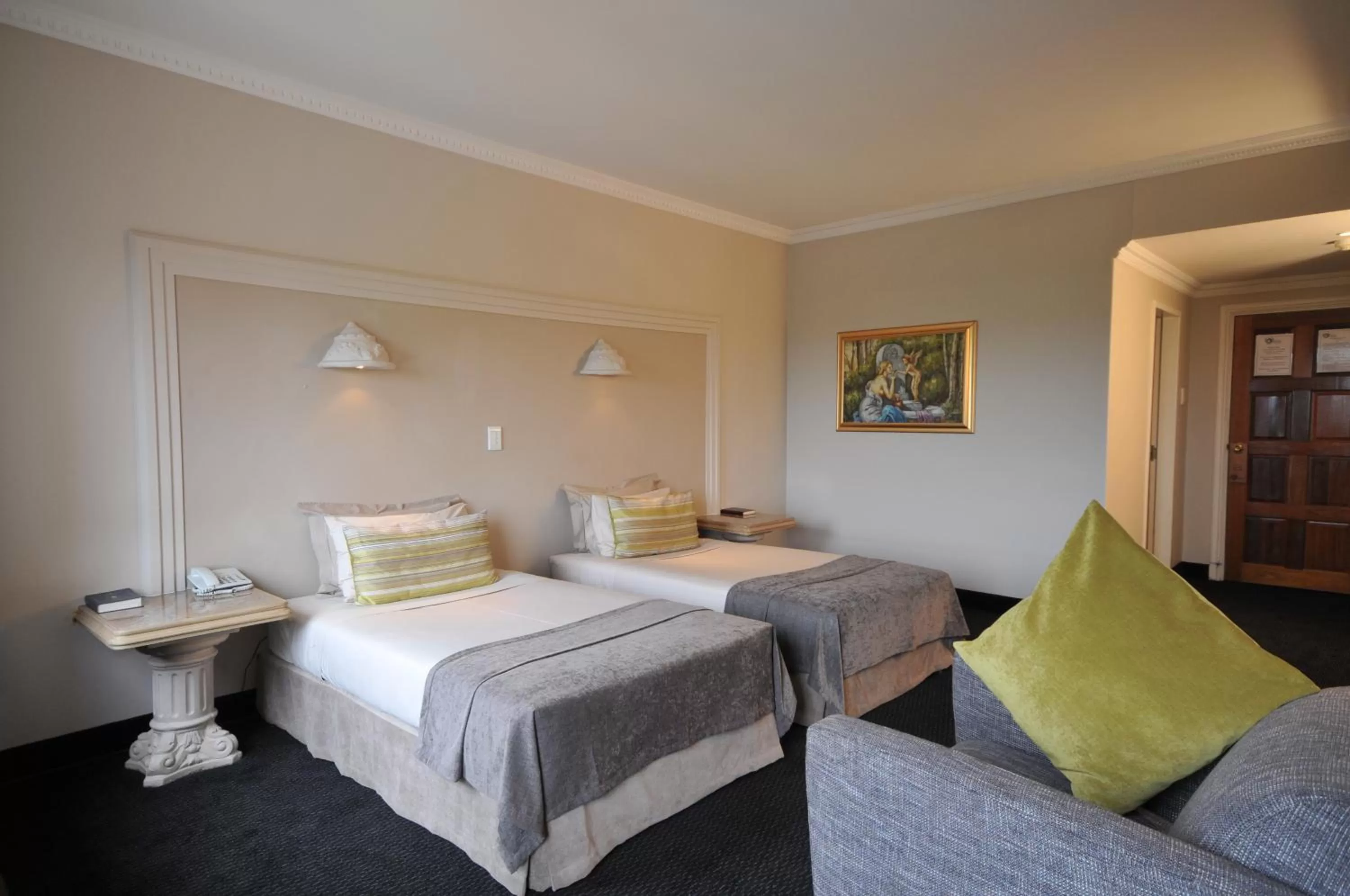 Bedroom, Bed in Apollo Hotel