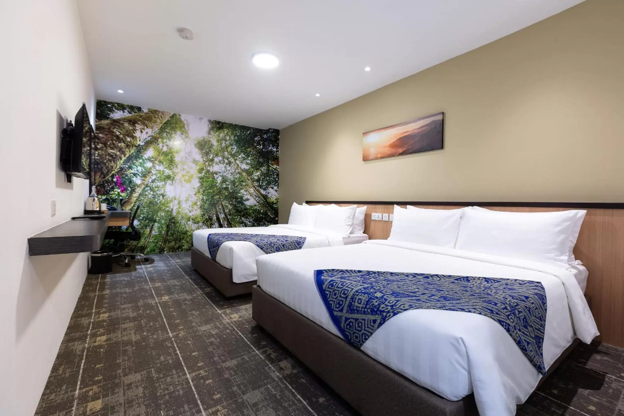 Standard Family Room with No Window in Hotel 7 Suria Standard Family Room with No Window in Hotel 7 Suria