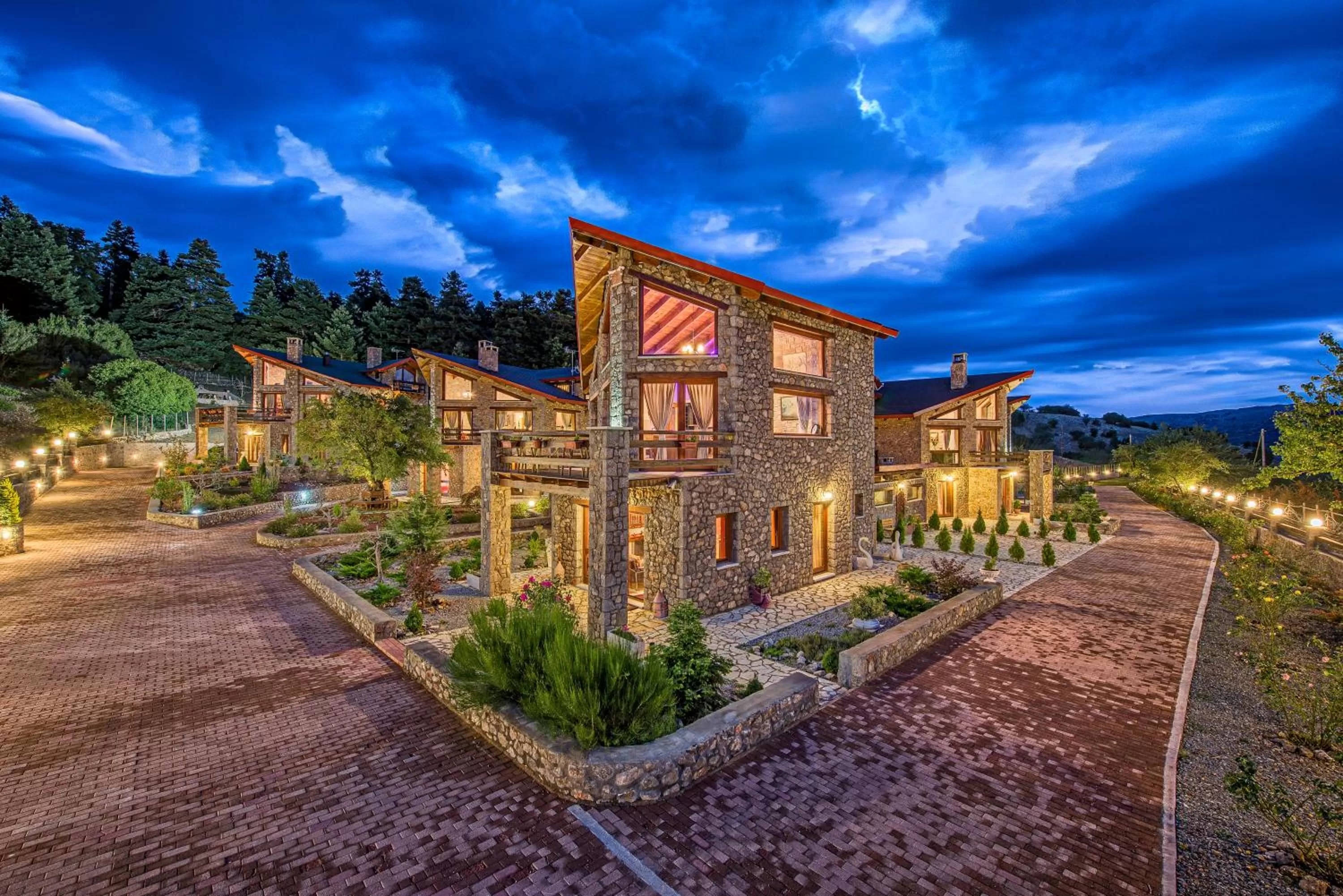 Night in ViP Chalet 4 Seasons