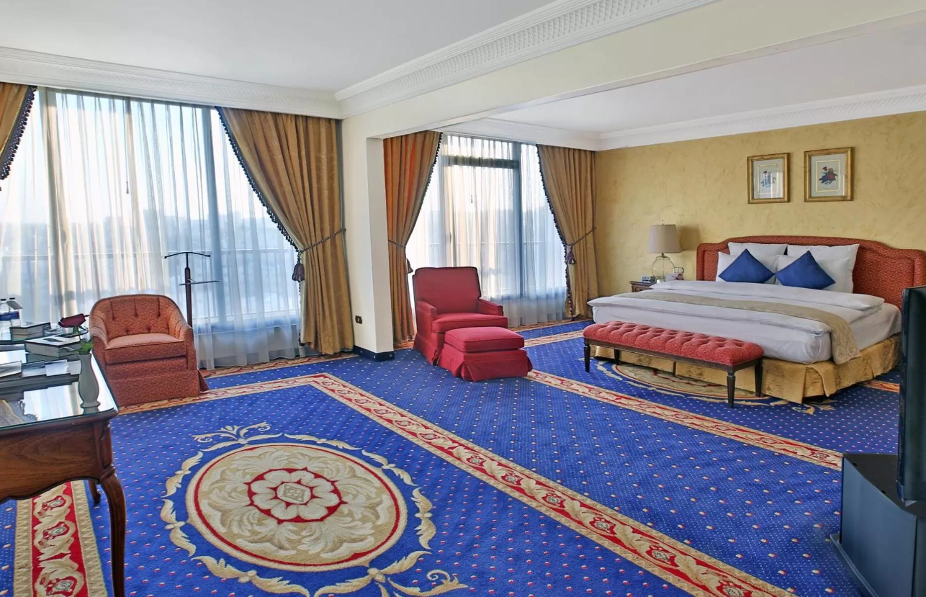 Bed in Regency Palace Amman