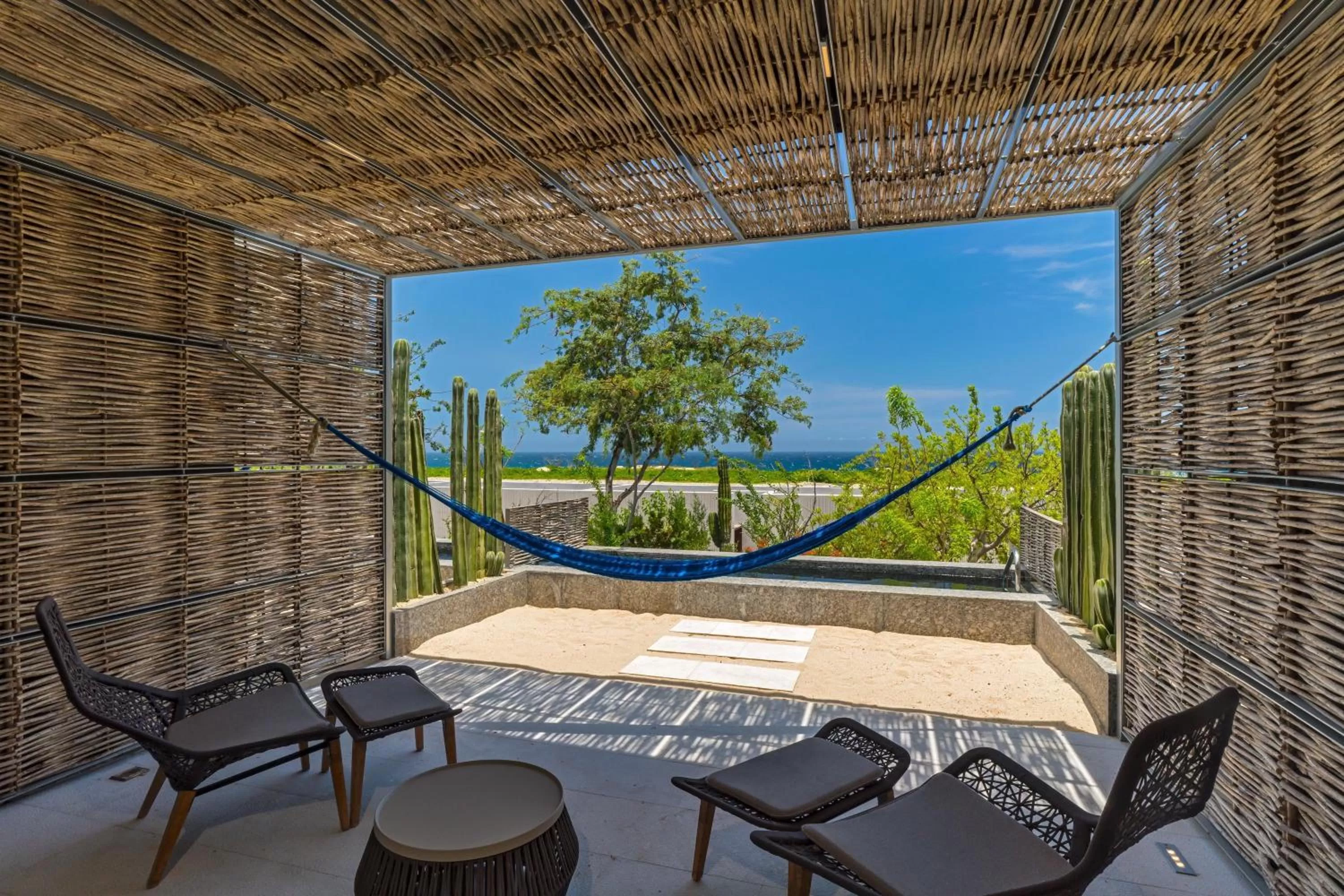 Queen Room with Terrace, Ocean View and Plunge Pool in Solaz, a Luxury Collection Resort, Los Cabos