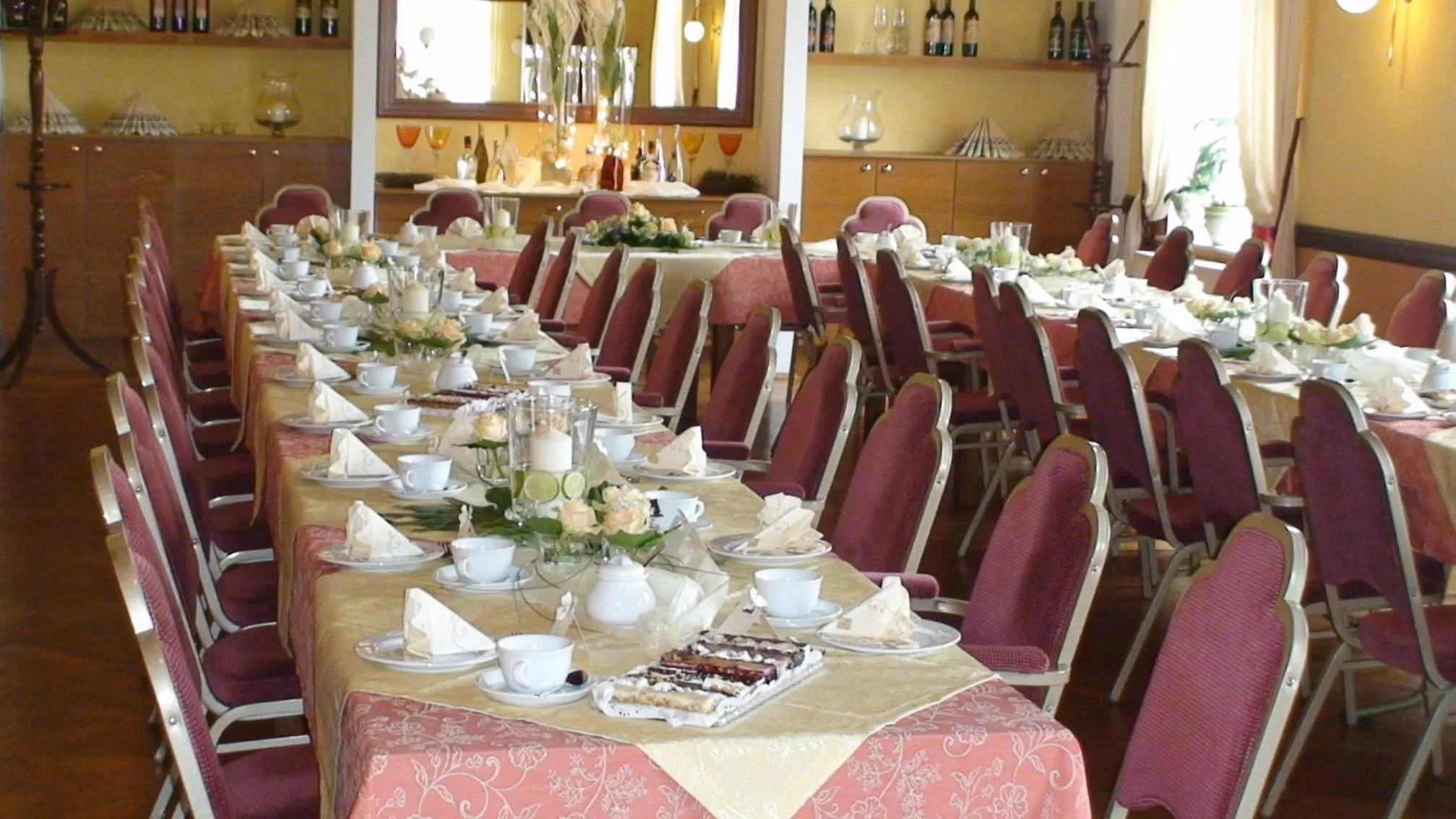 Banquet/Function facilities in In Piazza