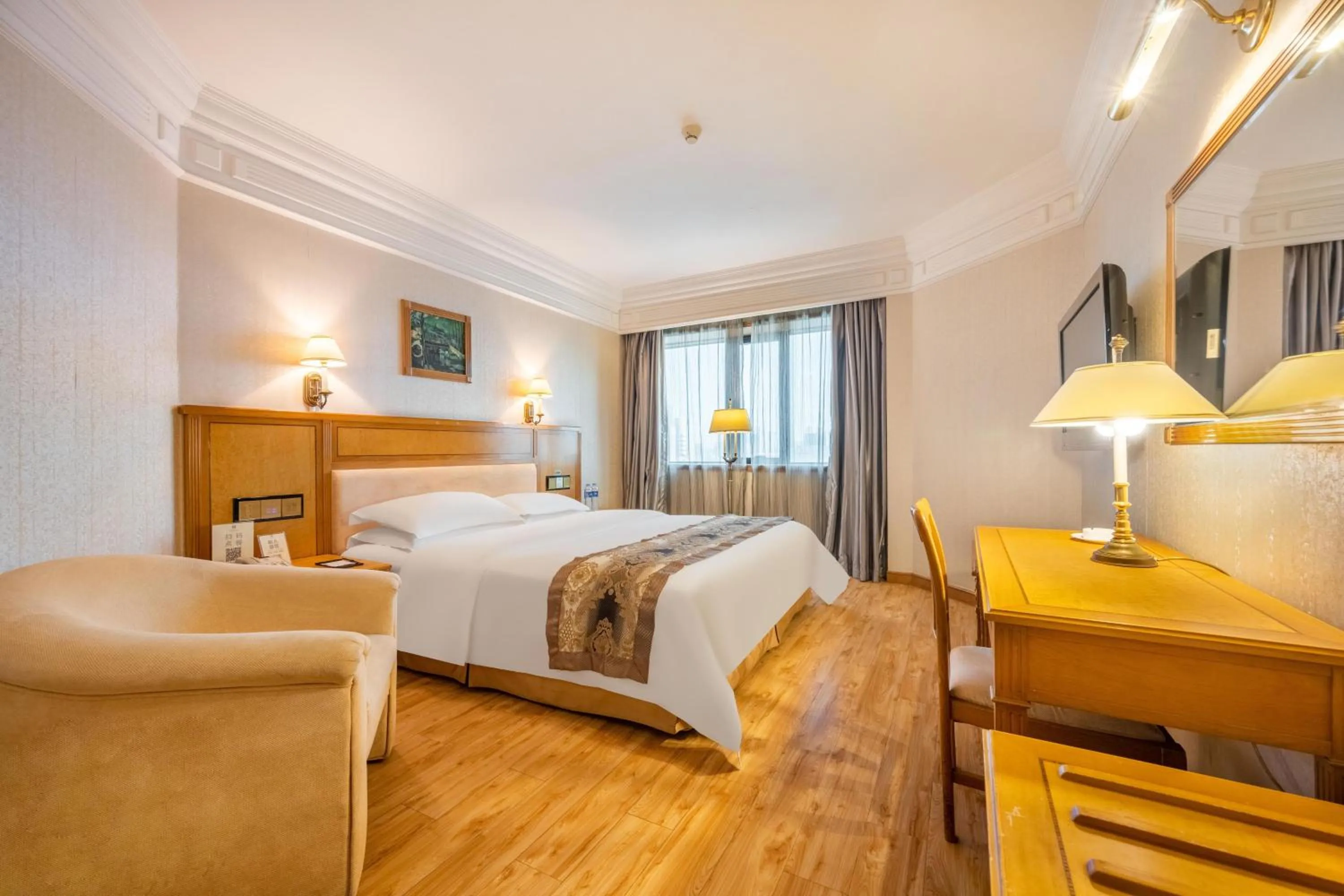 Bedroom, Bed in Hotel Silverland