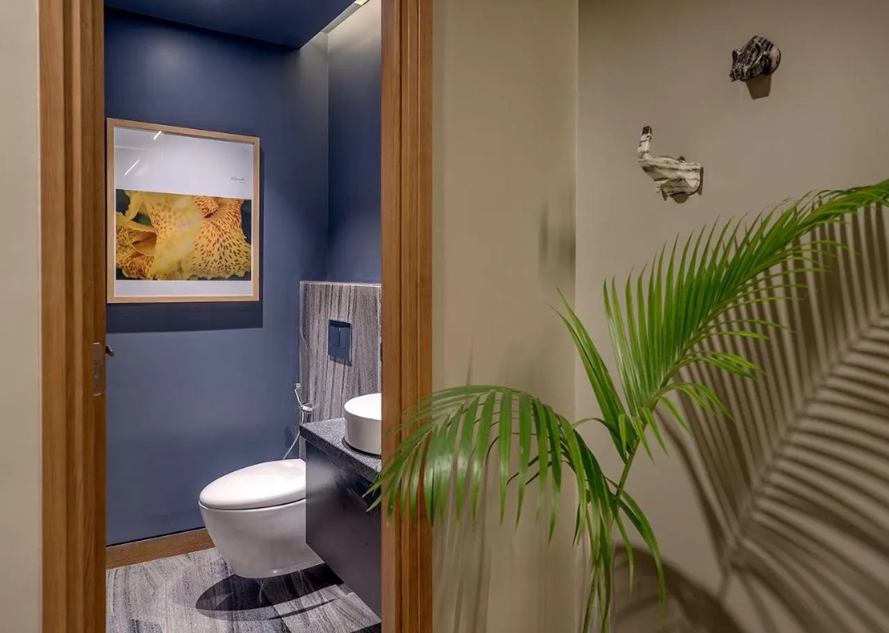 Toilet in Oxford Golf Resort