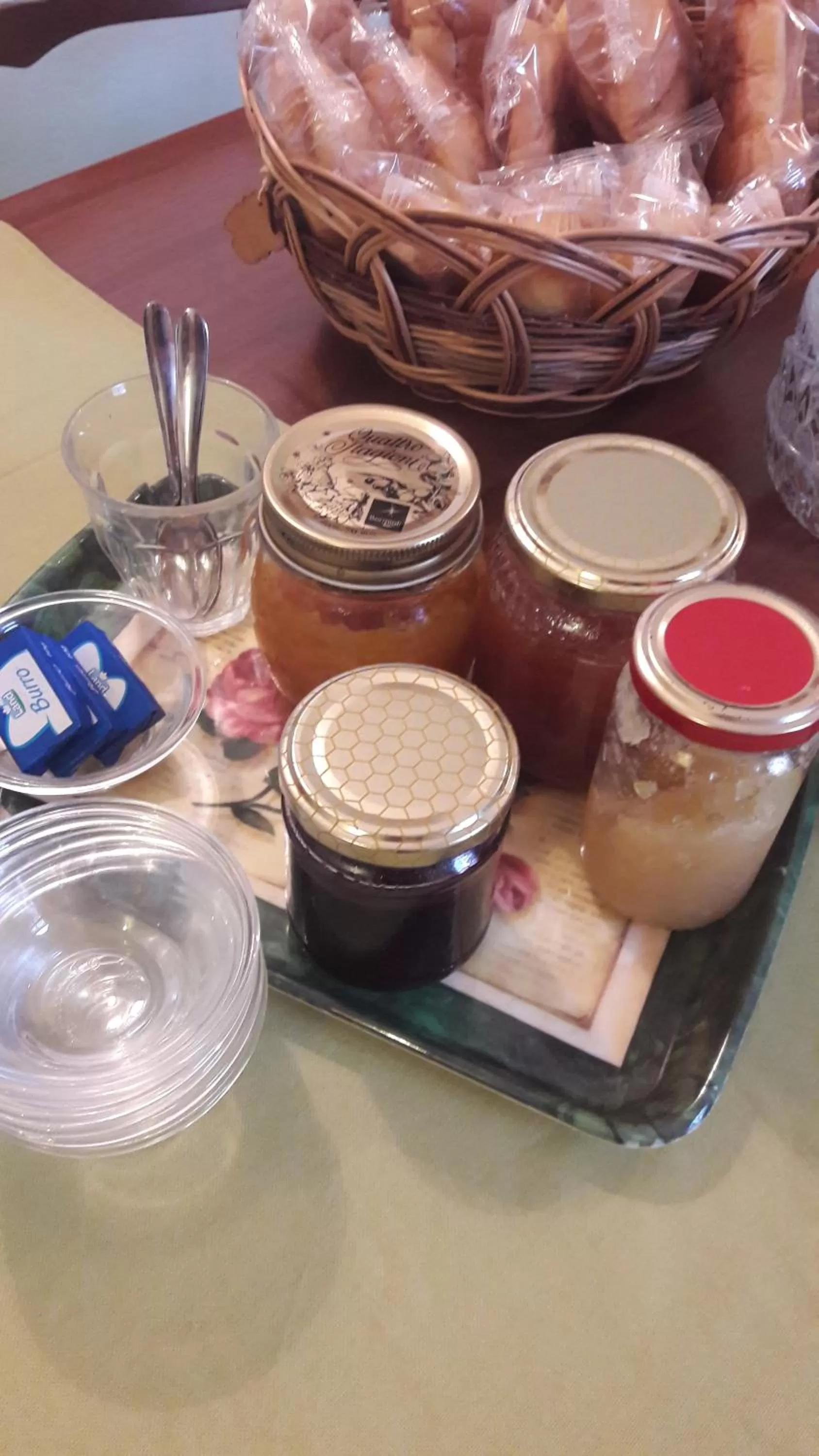 Breakfast in La Casa Rossa