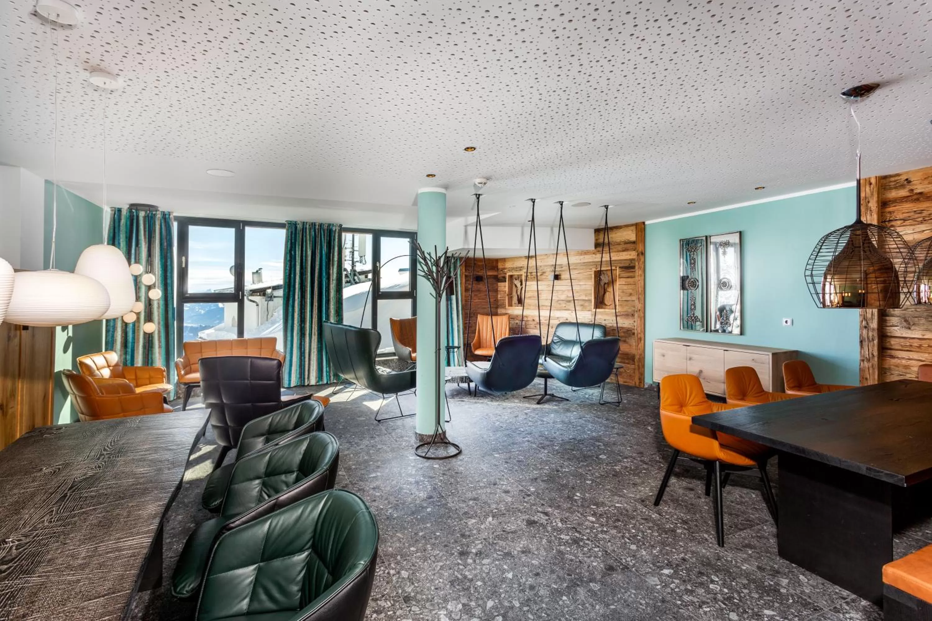 Lounge or bar, Seating Area in Berghotel Schmittenhöhe