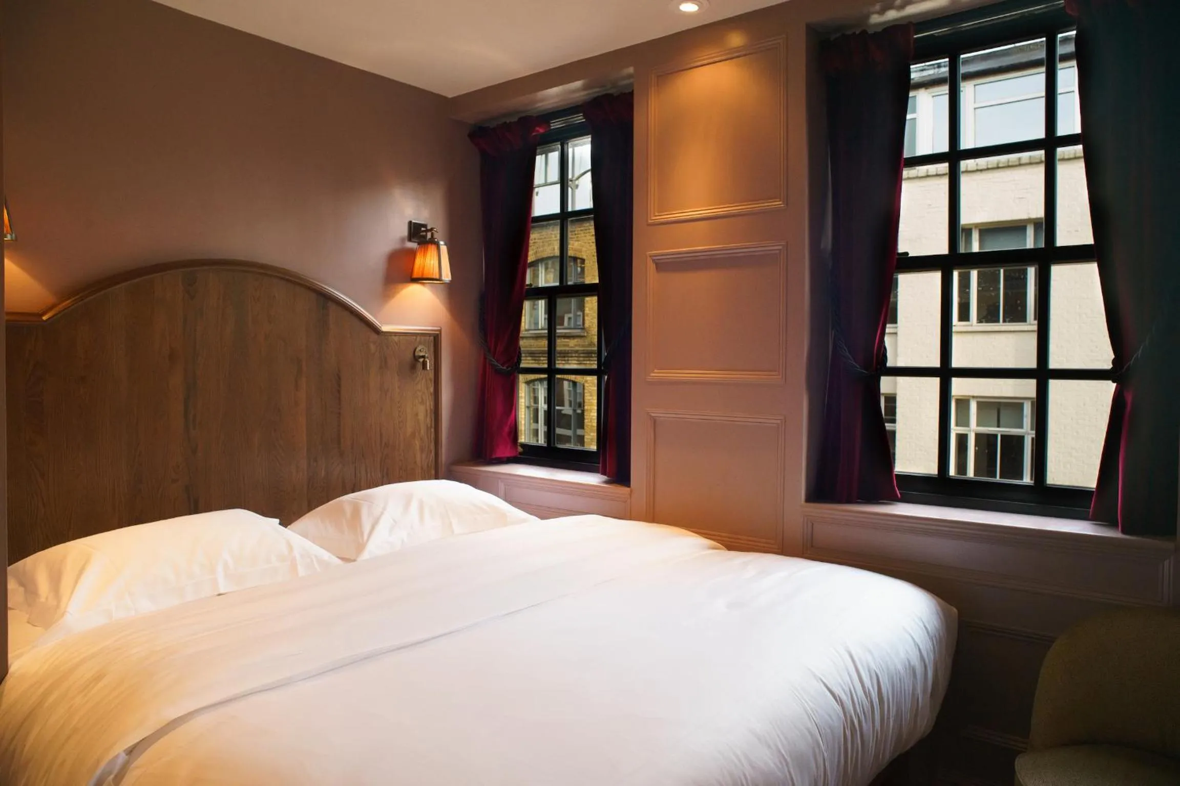 Bed in Mimi's Hotel Soho