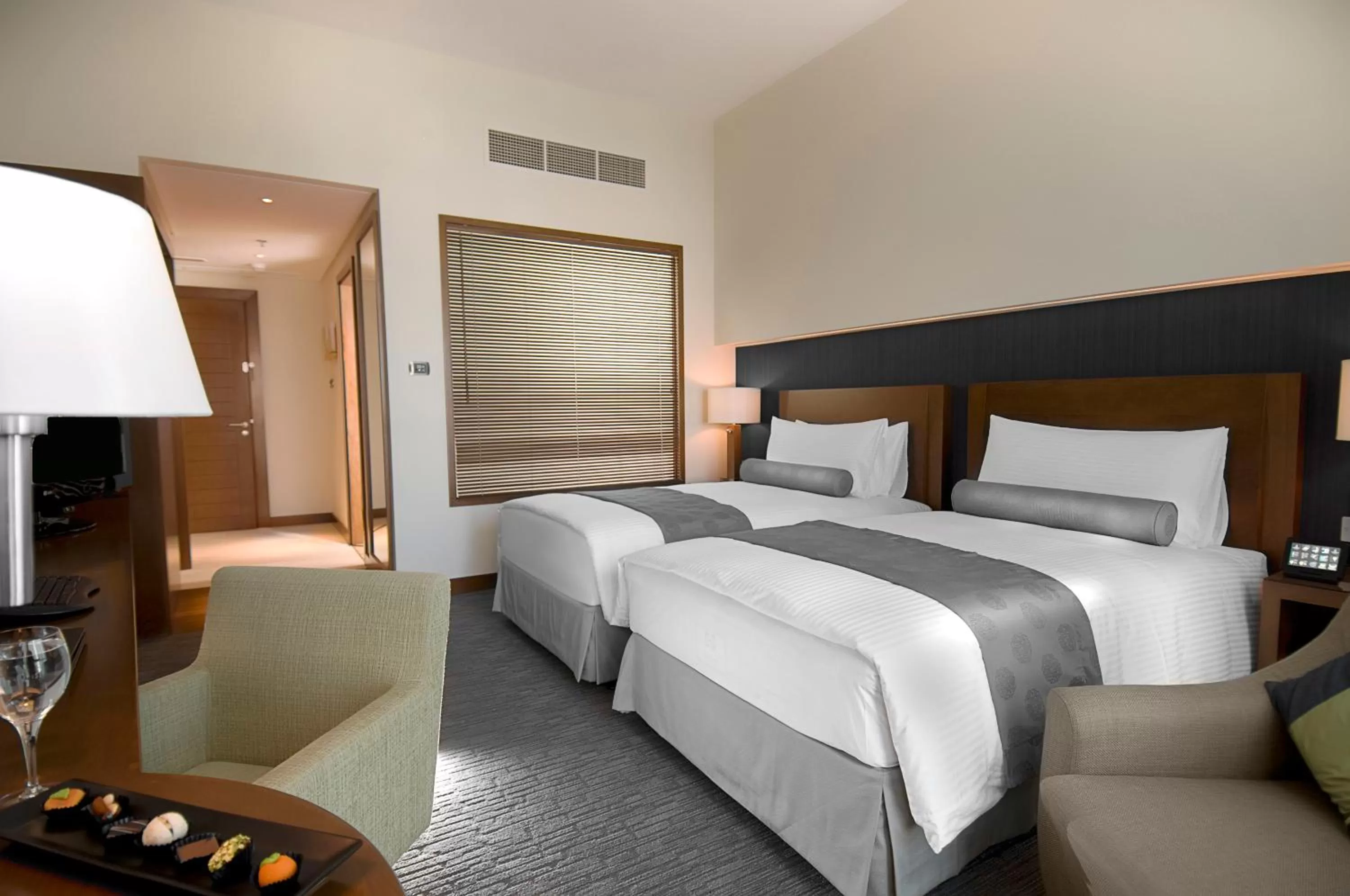 Superior Twin Room in Grand Millennium Al Wahda Hotel and Executive Apartments Abu Dhabi