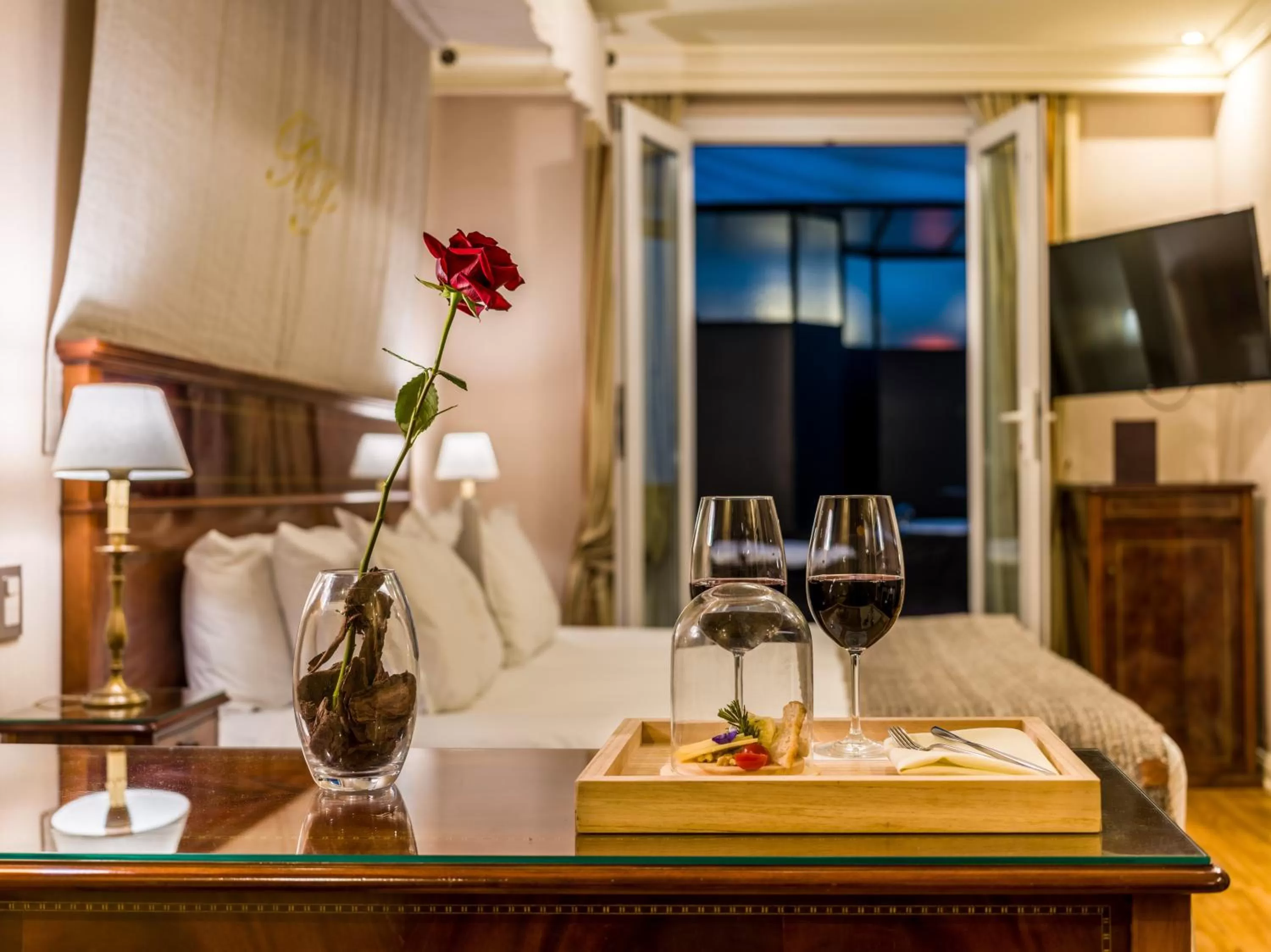 Bed in Melia Recoleta Plaza Hotel