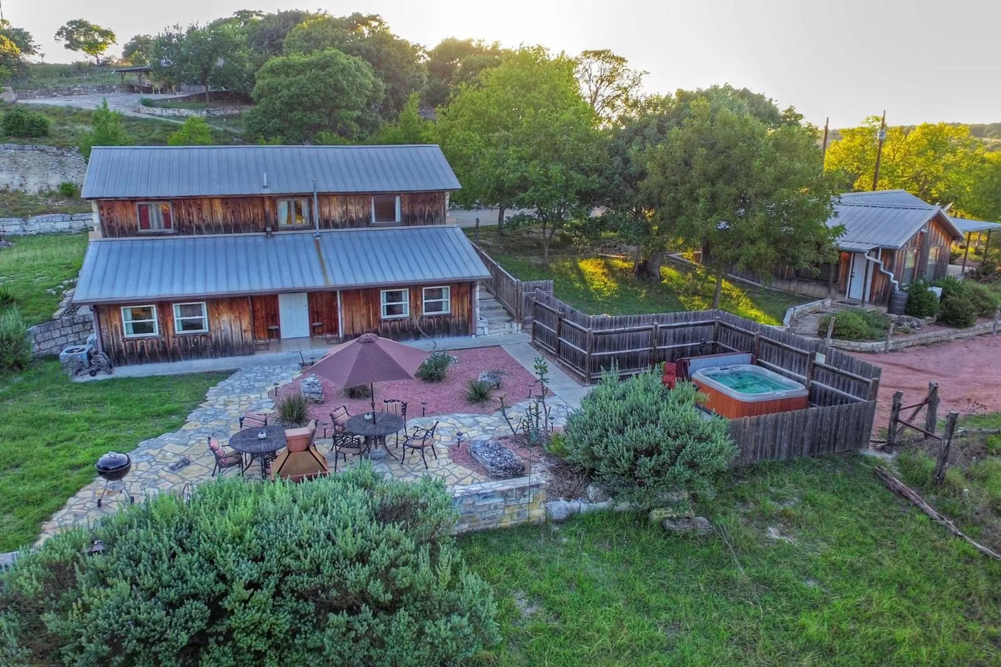 Property building, Bird's-eye View in A Barn At The Quarry