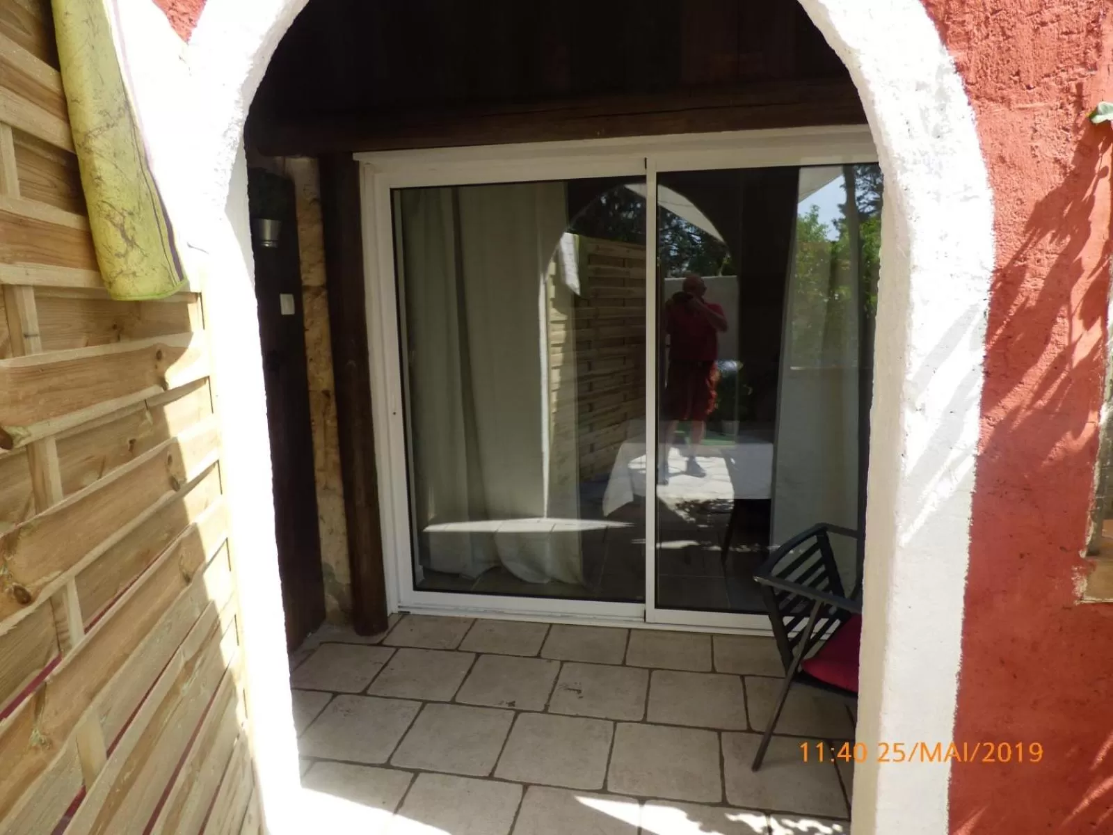 Facade/entrance in MAS MAURANE-Chambre d'hôte avec SPA privé aux portes d'ARLES